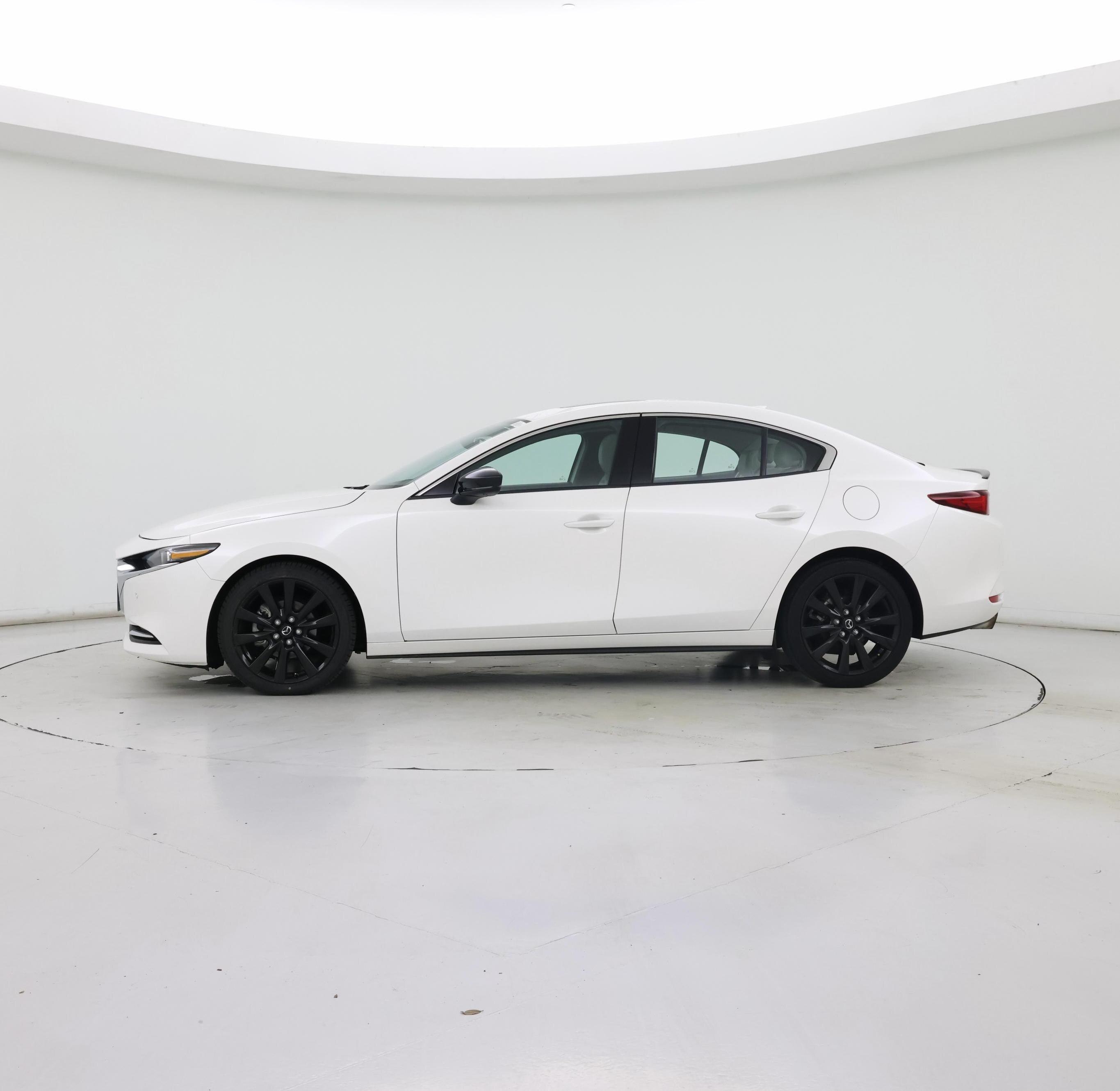 Thumbnail: 2022 Mazda Mazda3 - 3