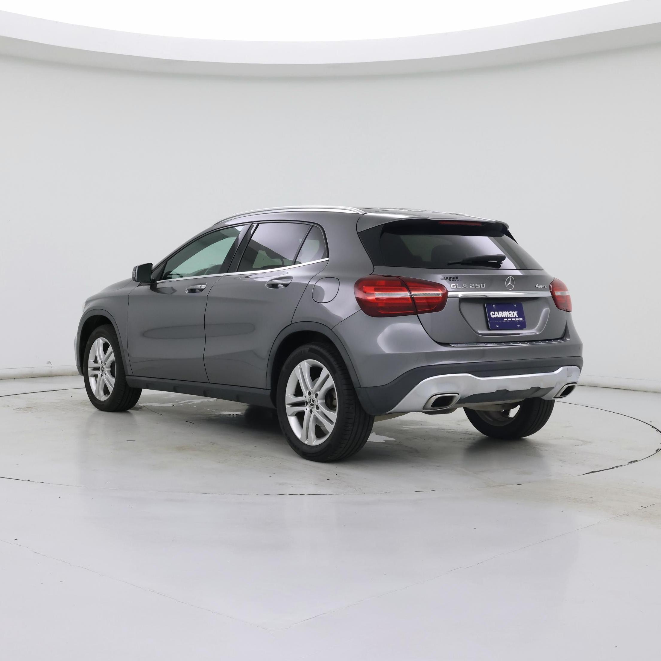 Thumbnail: 2020 Mercedes-Benz GLA - 2