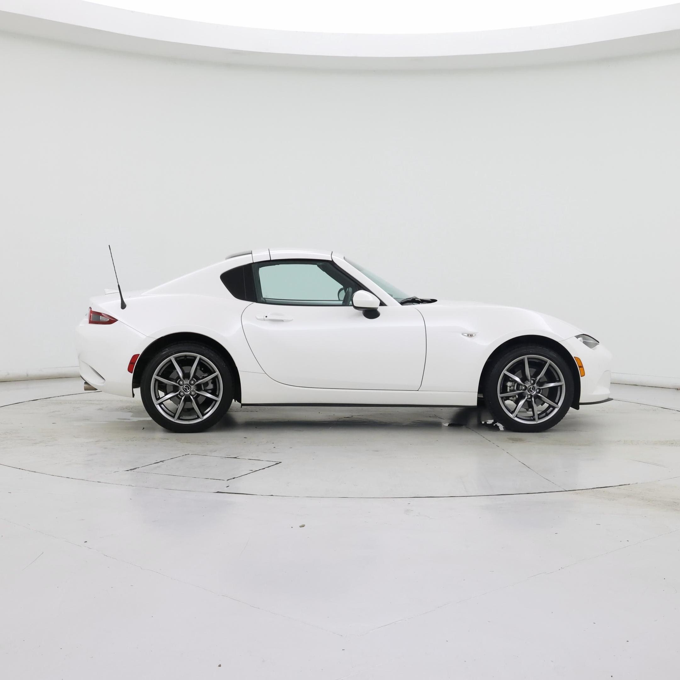 Thumbnail: 2022 Mazda MX-5 Miata - 7