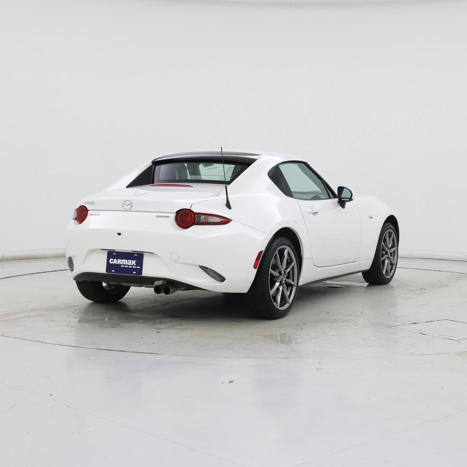 Thumbnail: 2022 Mazda MX-5 Miata - 8