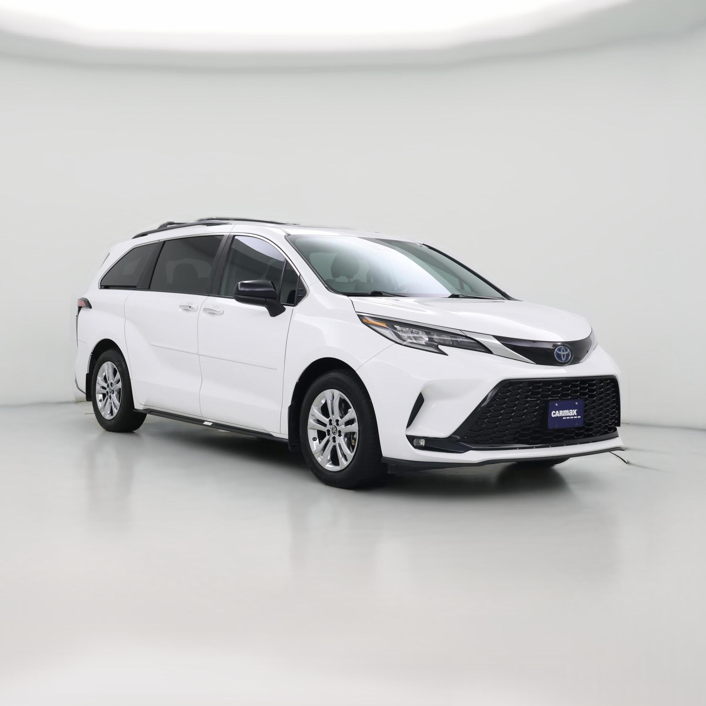 Thumbnail: 2022 Toyota Sienna - 1