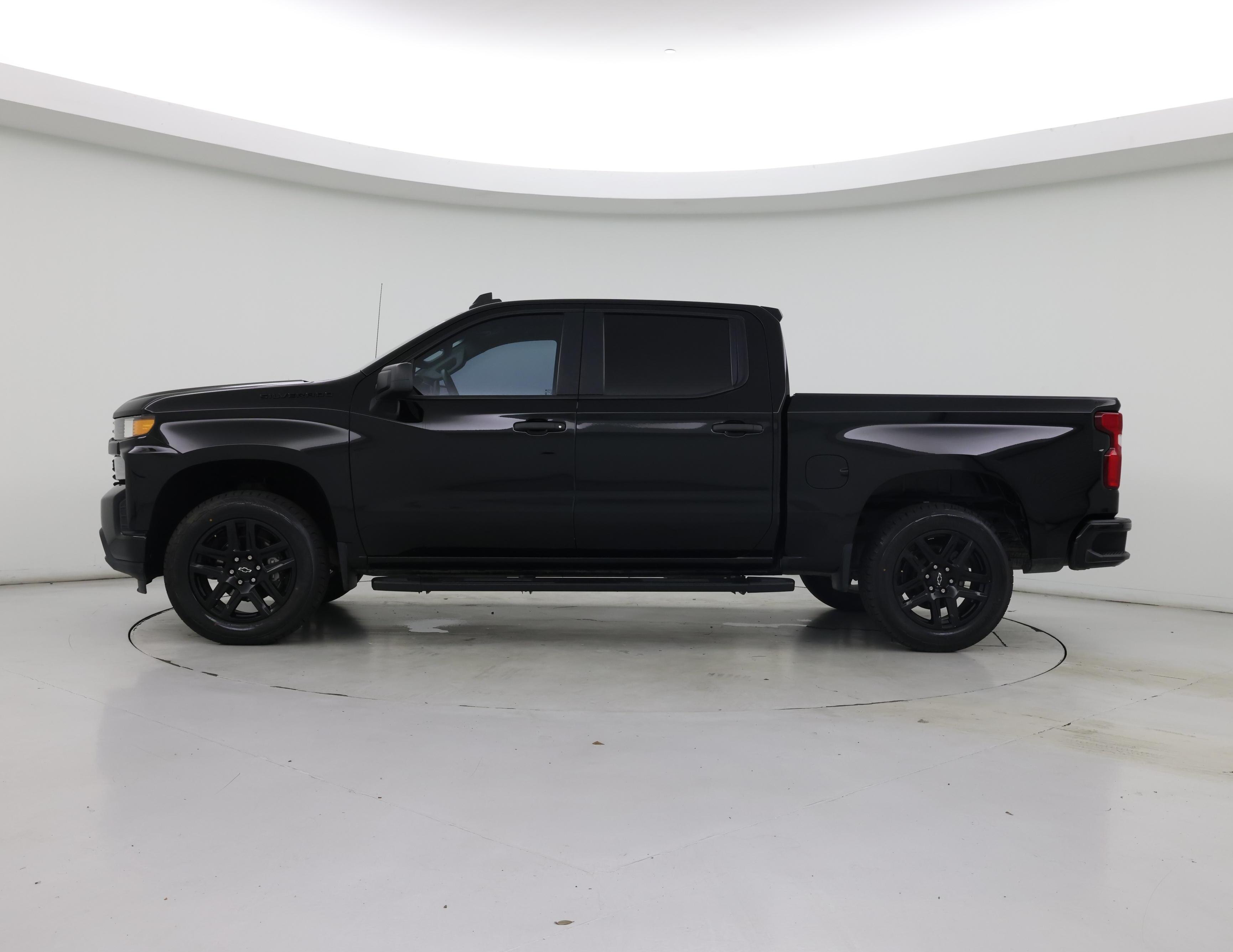 Thumbnail: 2022 Chevrolet Silverado 1500 - 3
