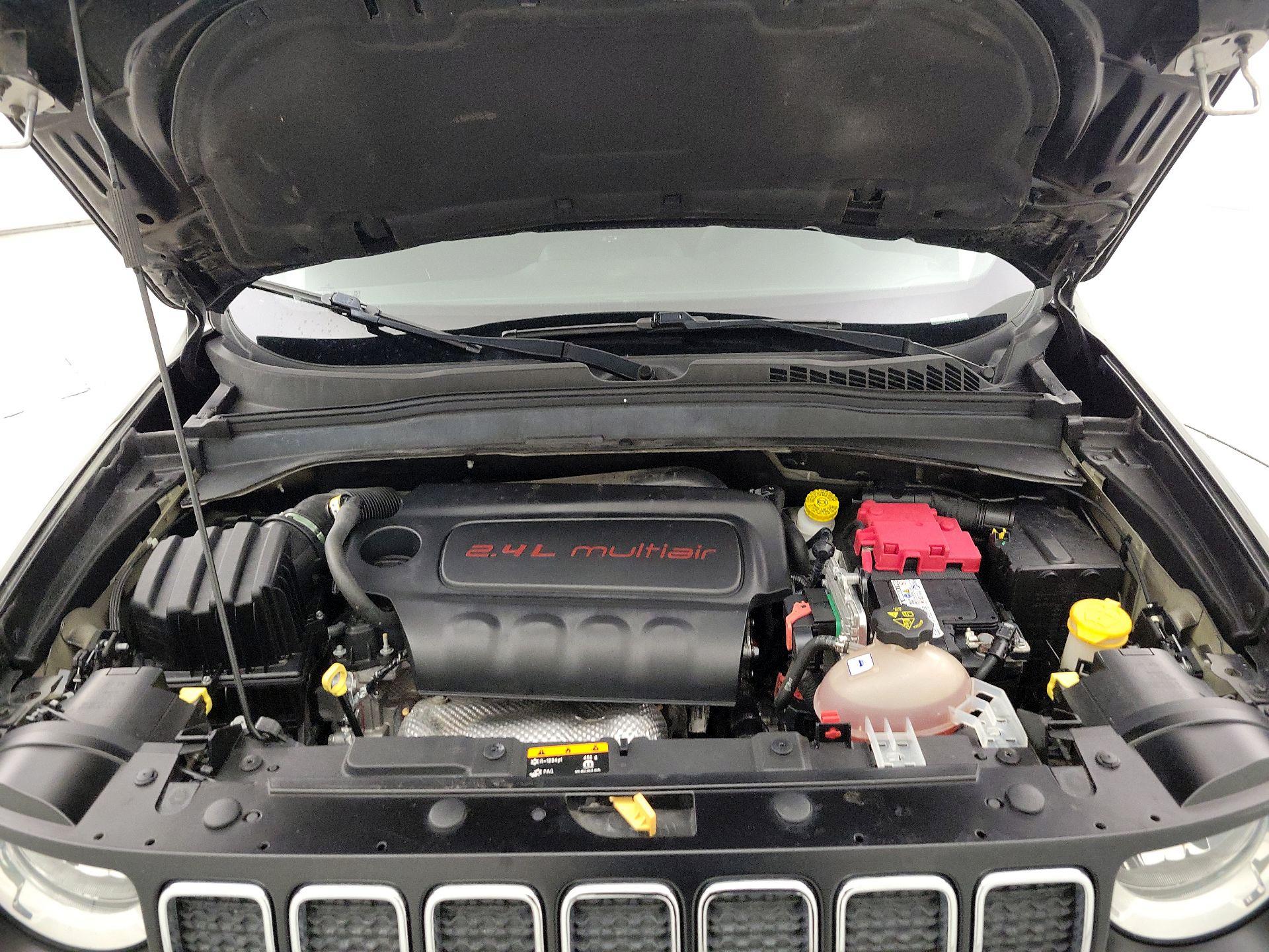 Thumbnail: 2020 Jeep Renegade - 20