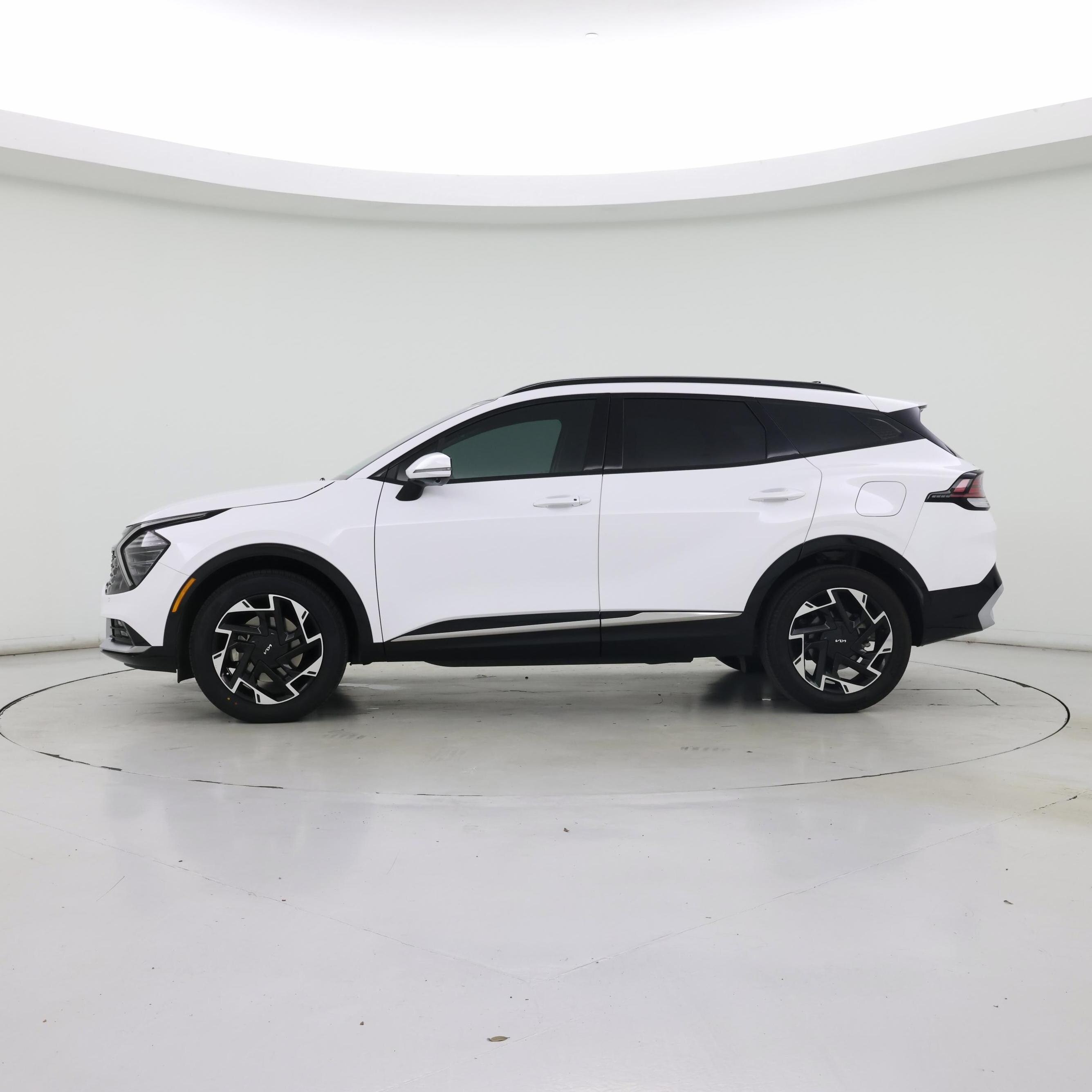 Thumbnail: 2024 Kia Sportage - 3