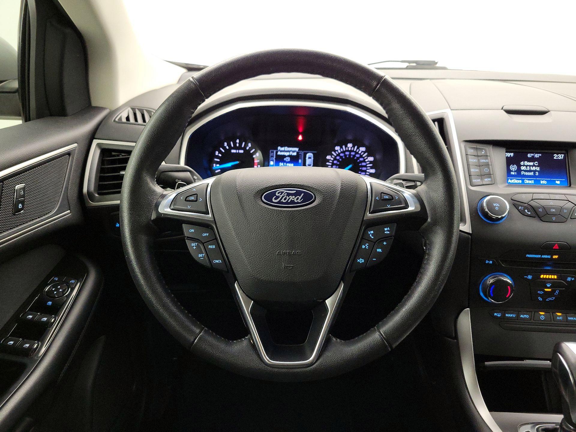 Thumbnail: 2018 Ford Edge - 10