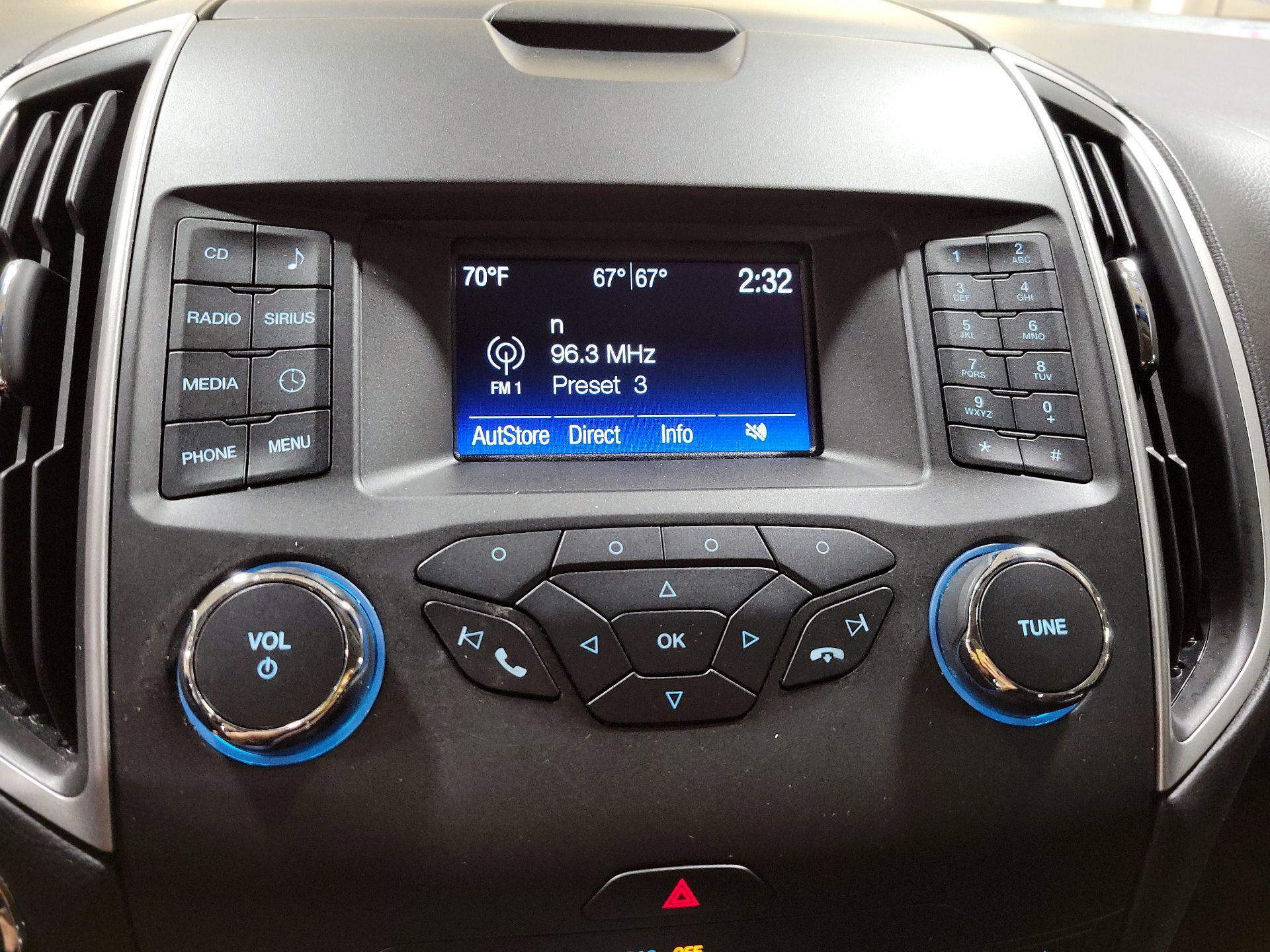 Thumbnail: 2018 Ford Edge - 15
