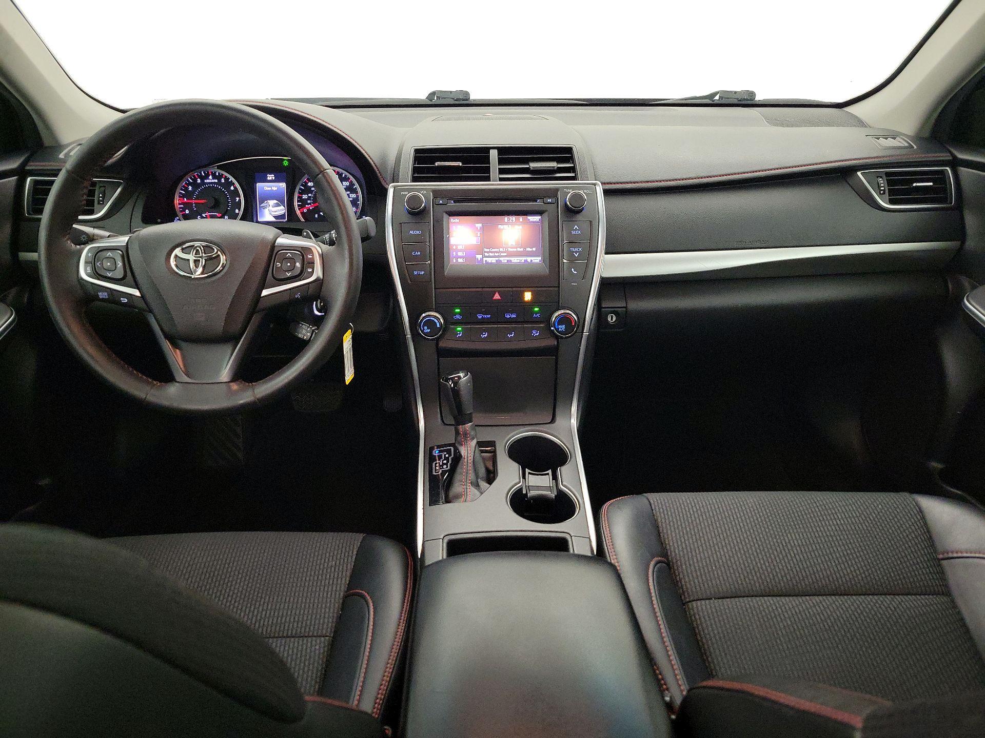 Thumbnail: 2017 Toyota Camry - 9