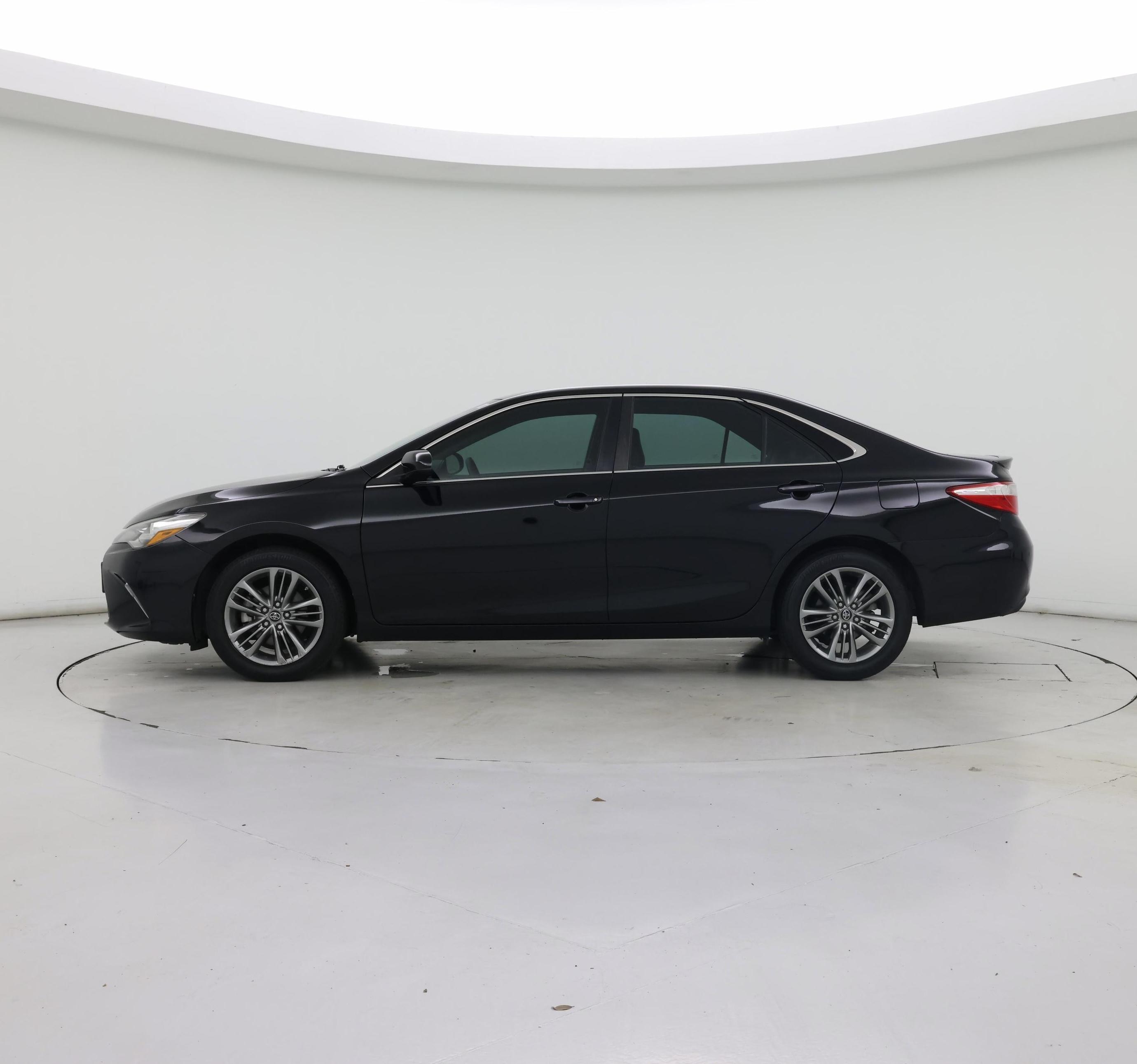 Thumbnail: 2017 Toyota Camry - 3