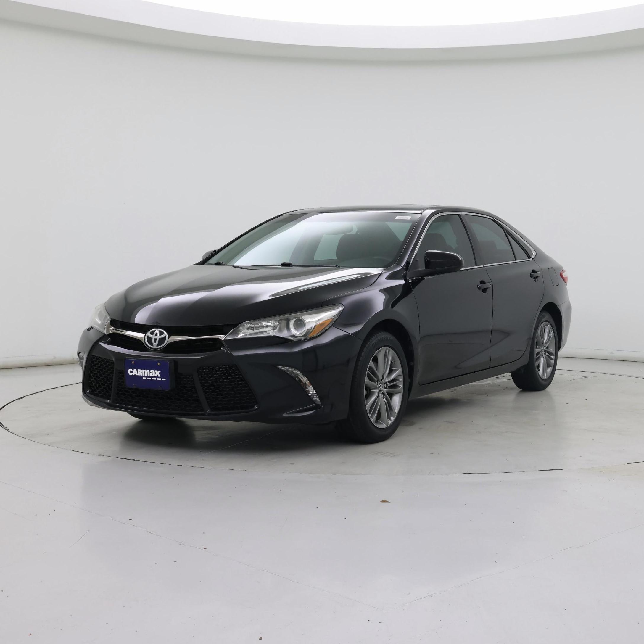Thumbnail: 2017 Toyota Camry - 4