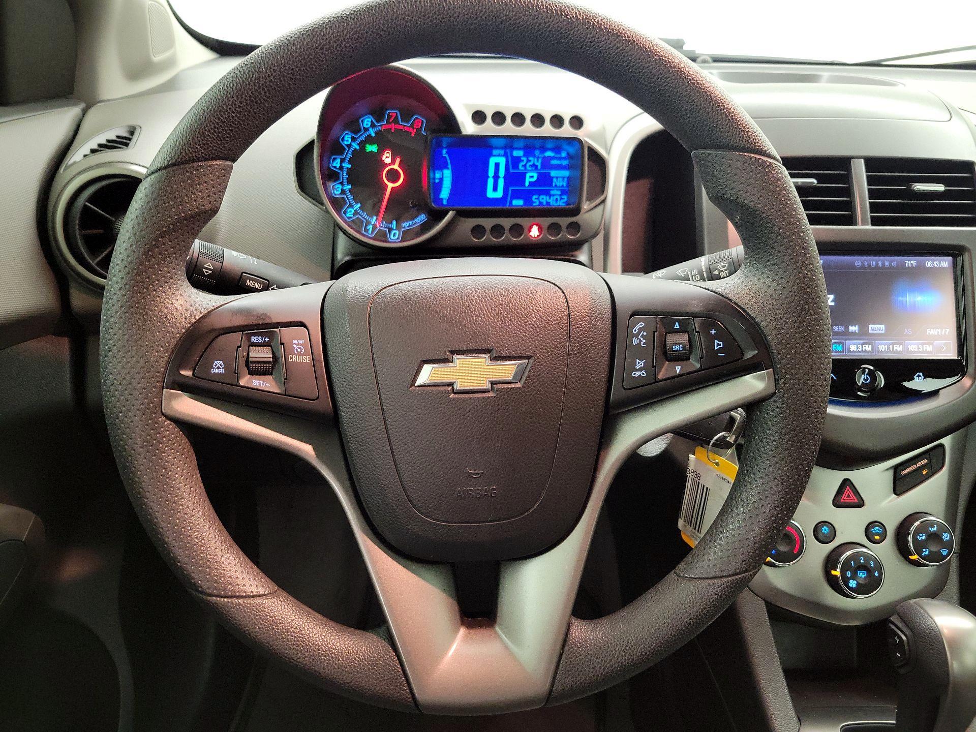 Thumbnail: 2015 Chevrolet Sonic - 10