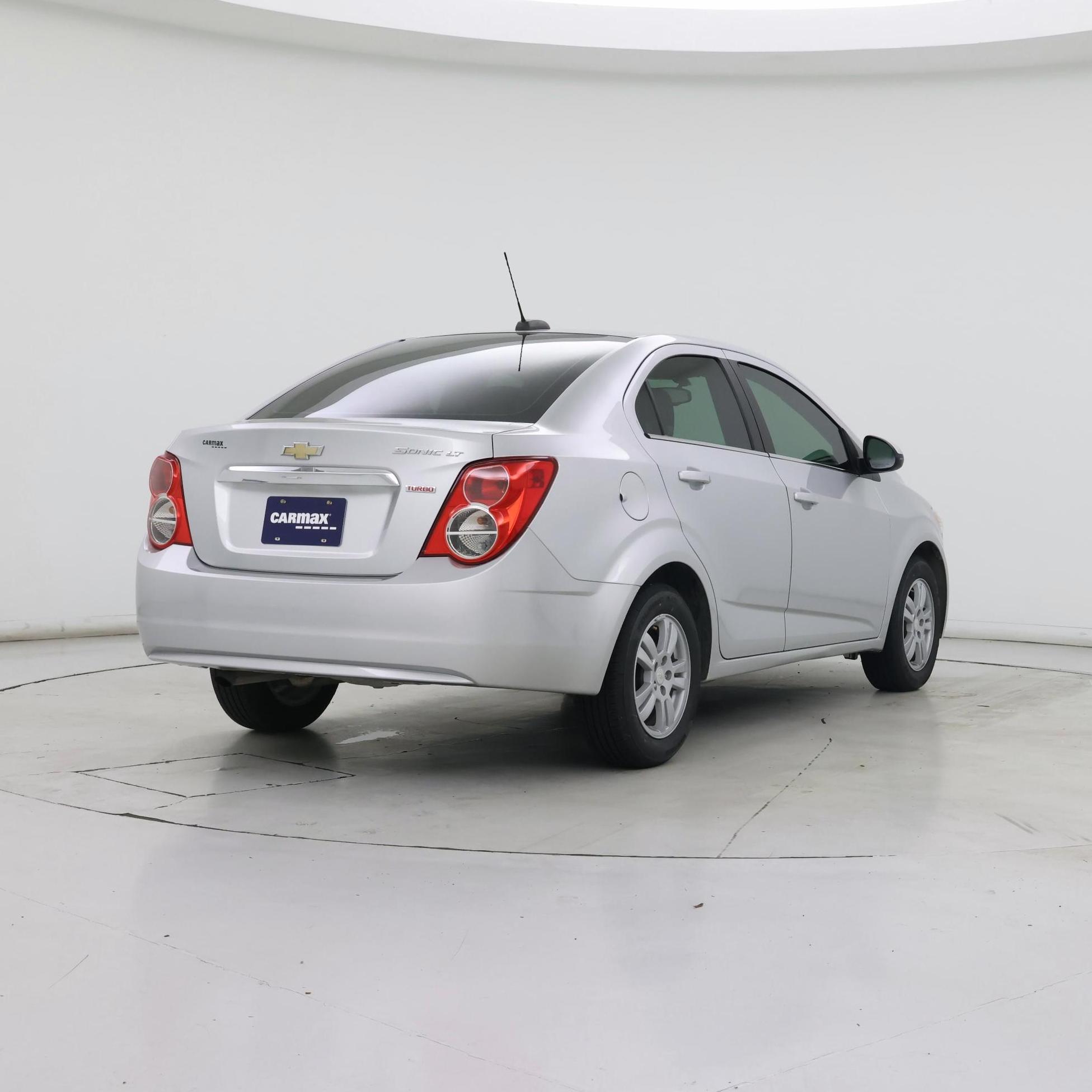 Thumbnail: 2015 Chevrolet Sonic - 8