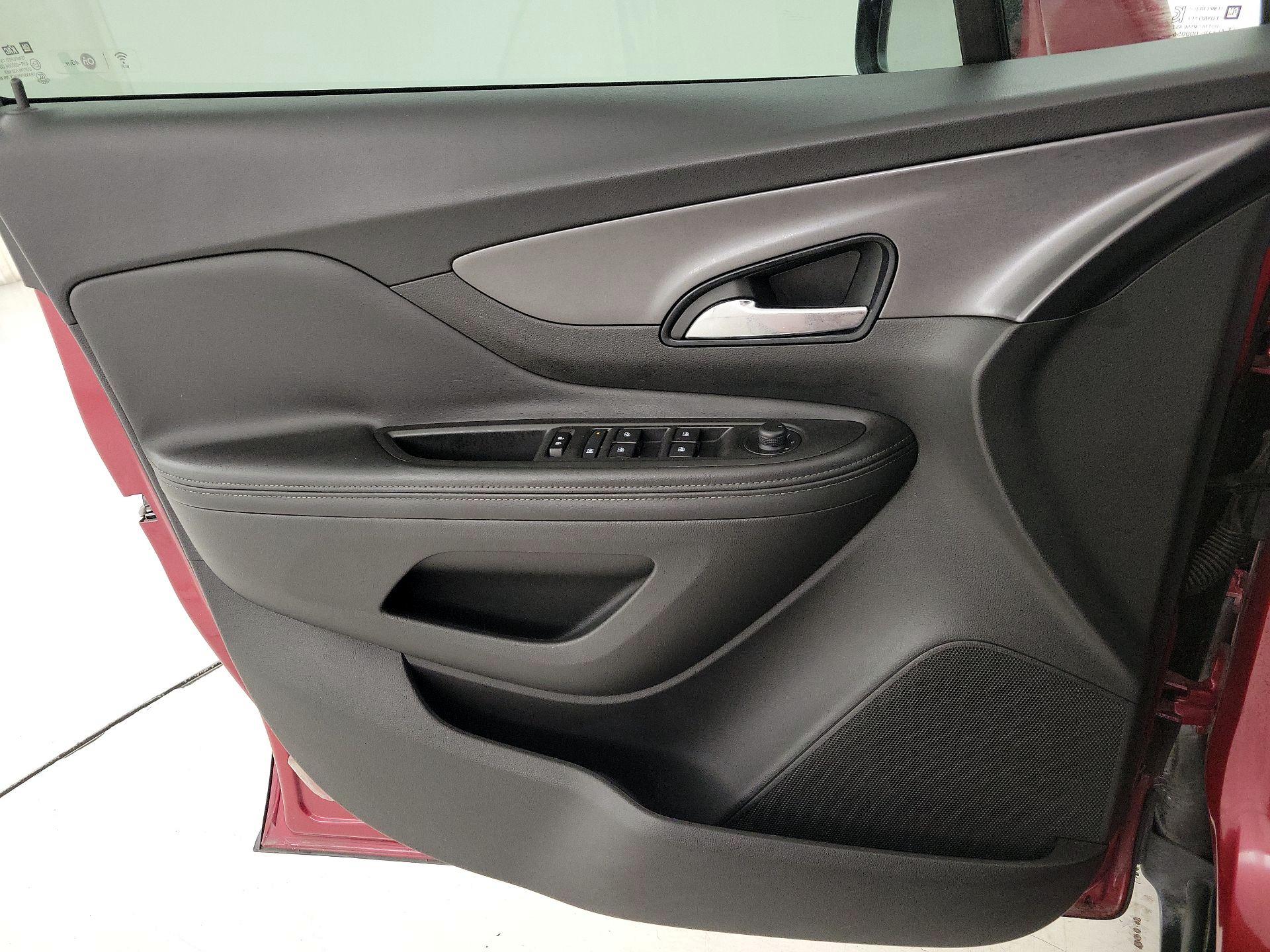 Thumbnail: 2018 Buick Encore - 12