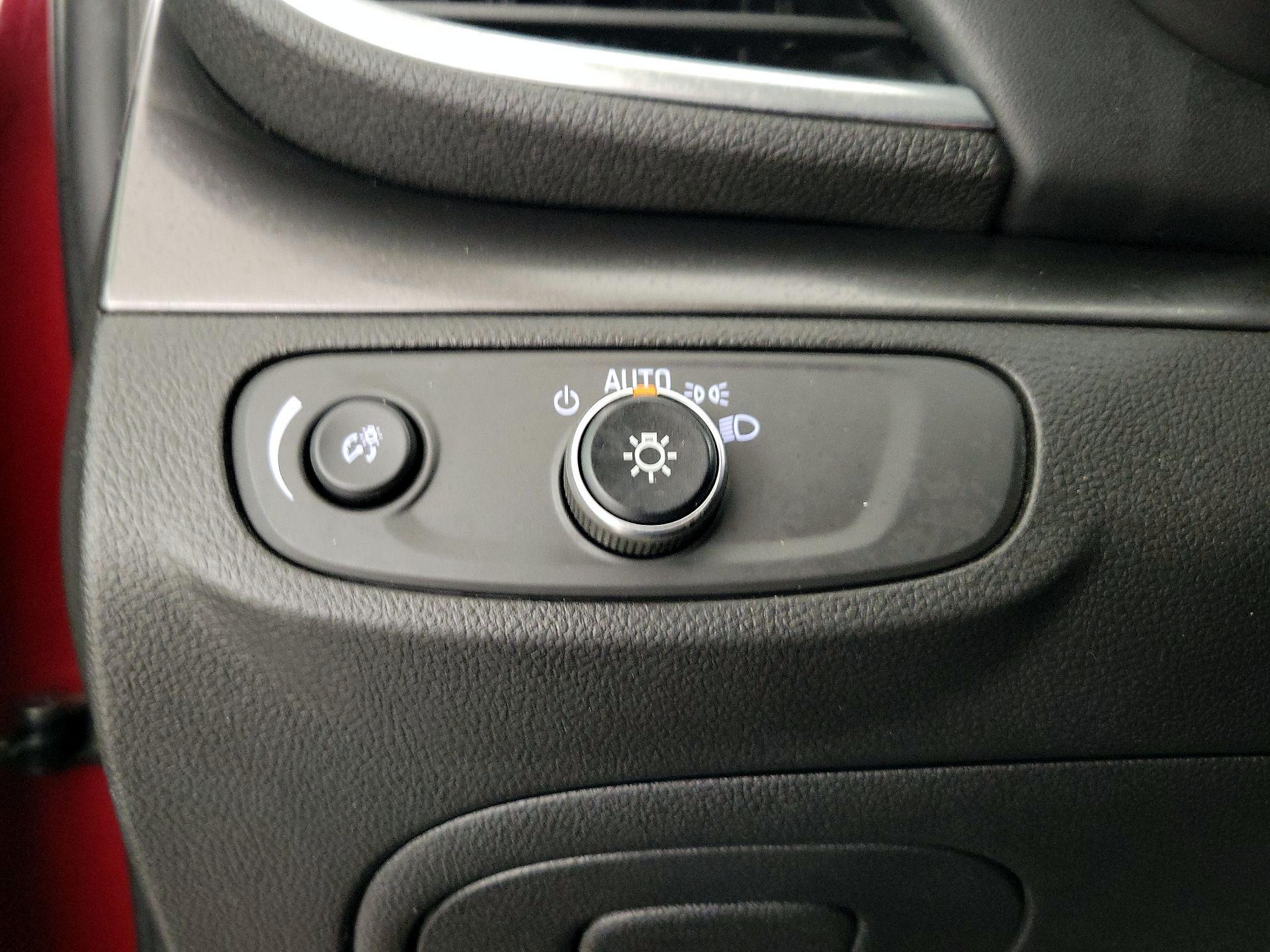 Thumbnail: 2018 Buick Encore - 13
