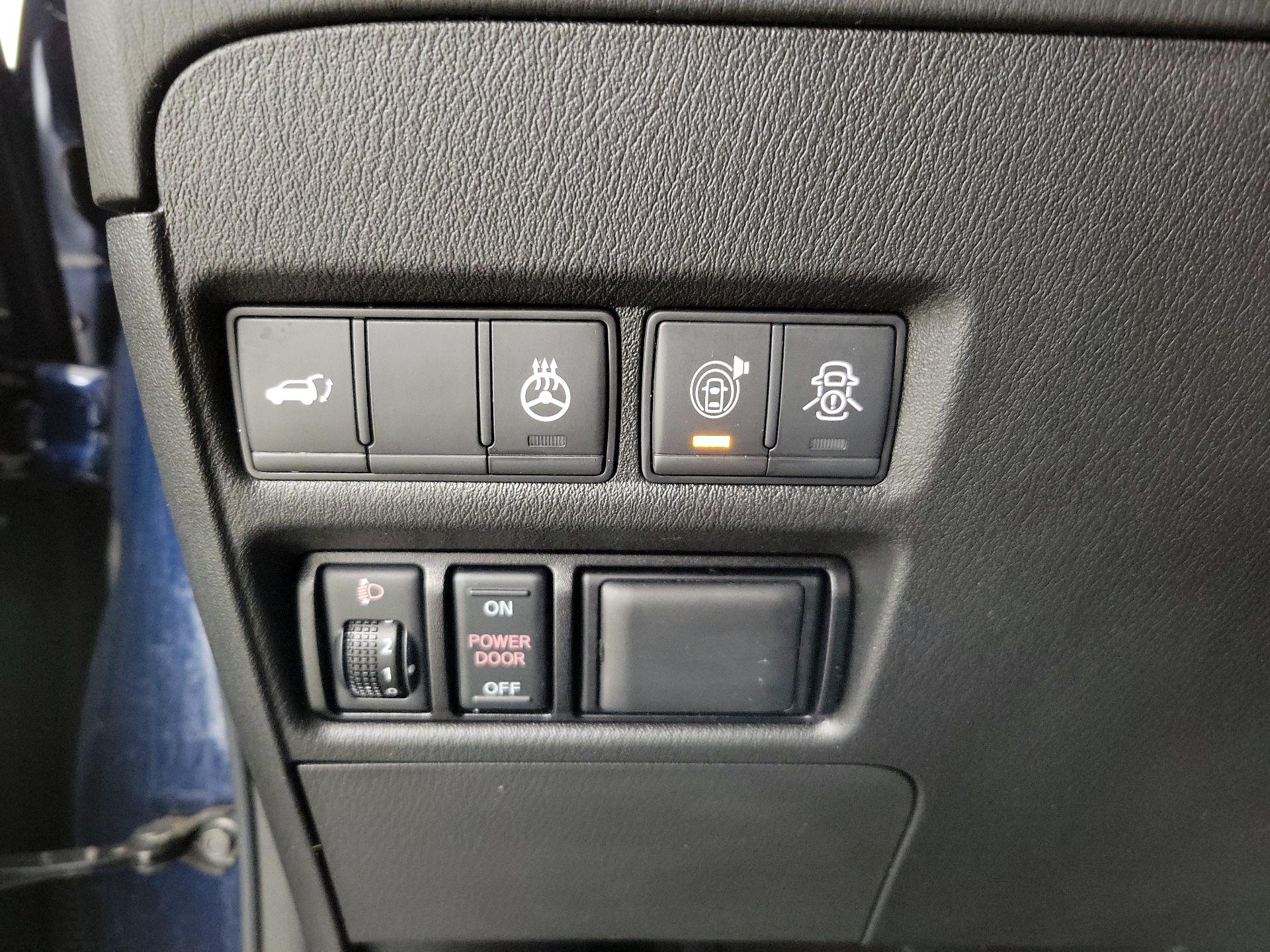 Thumbnail: 2019 Nissan Armada - 13
