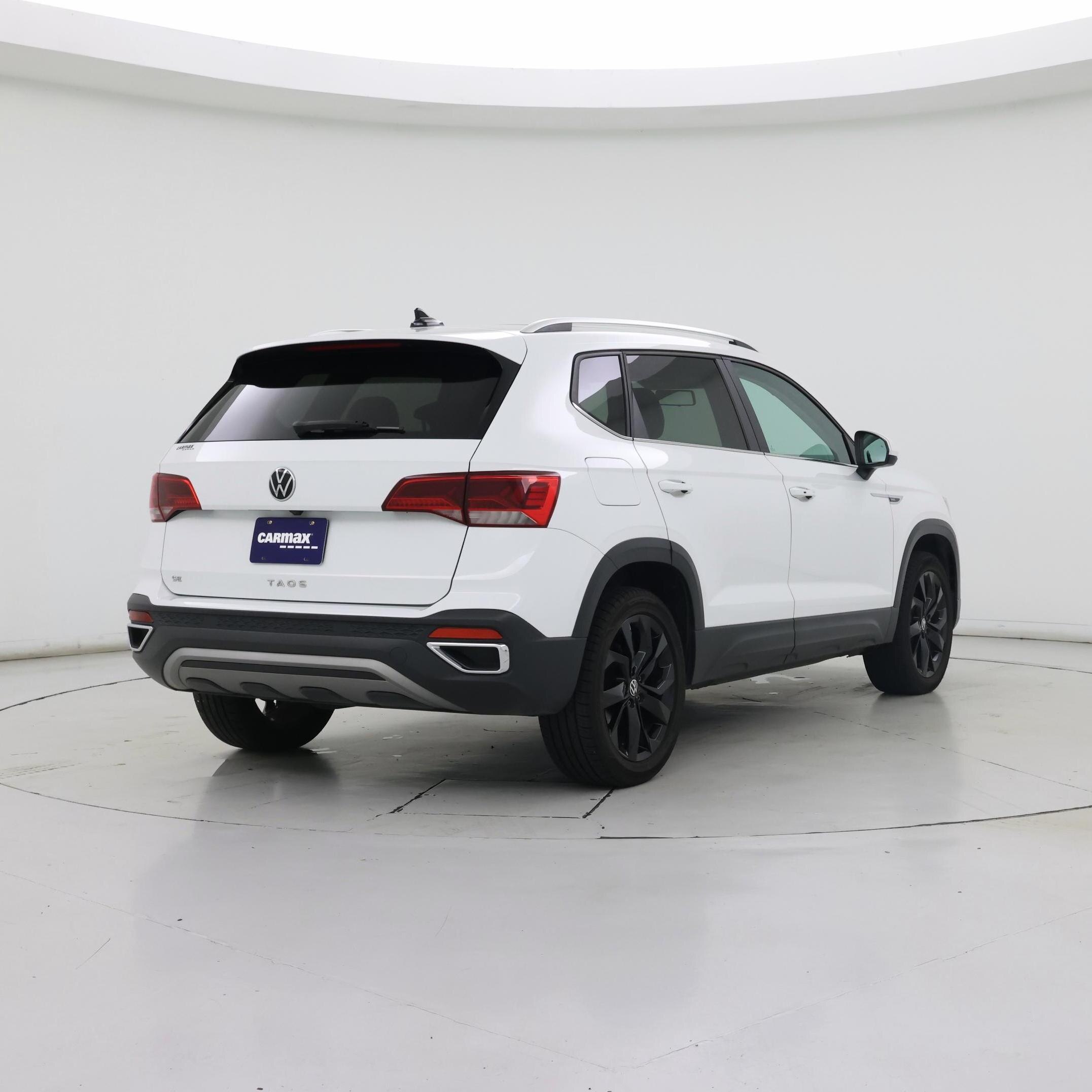 Thumbnail: 2022 Volkswagen Taos - 8