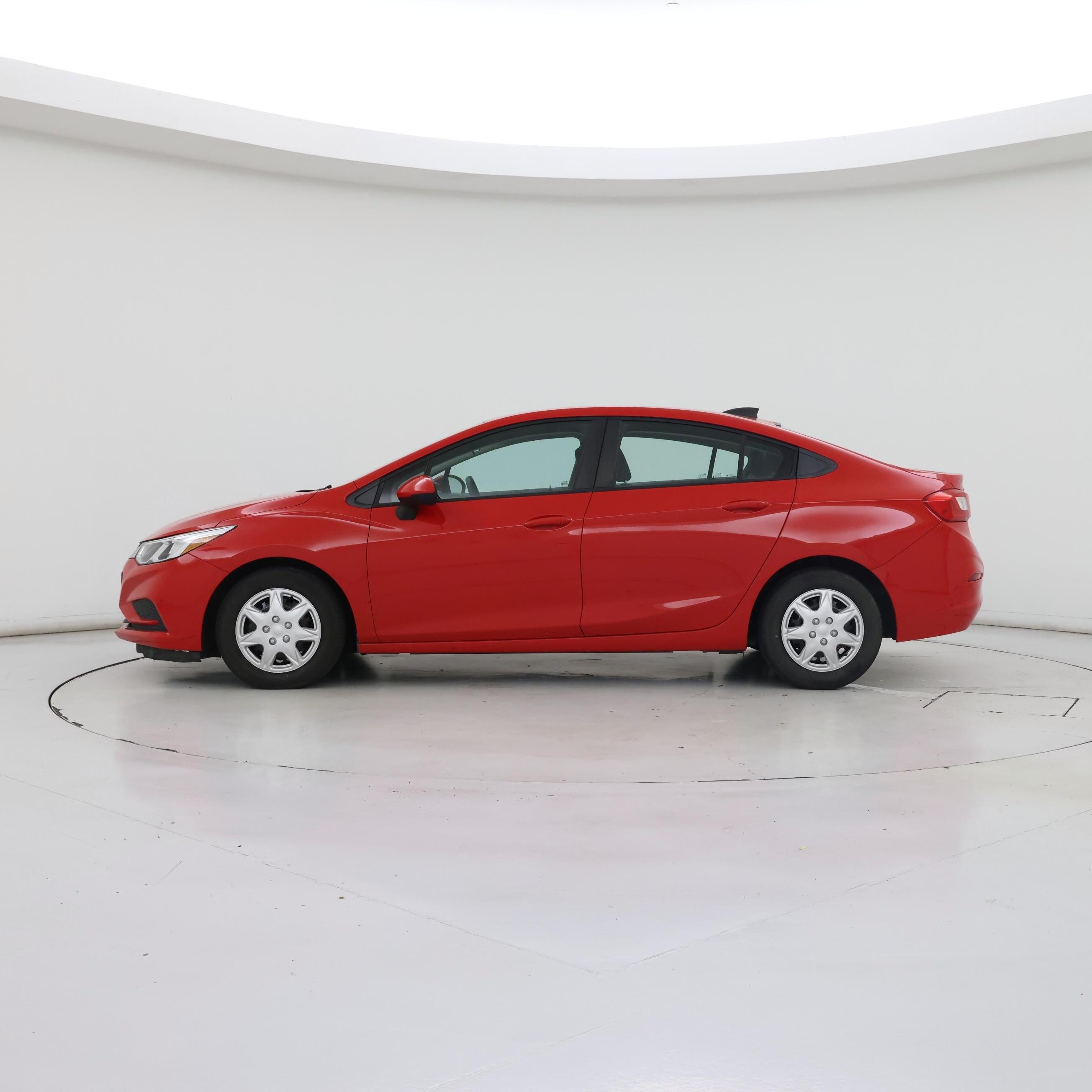 Thumbnail: 2017 Chevrolet Cruze - 3