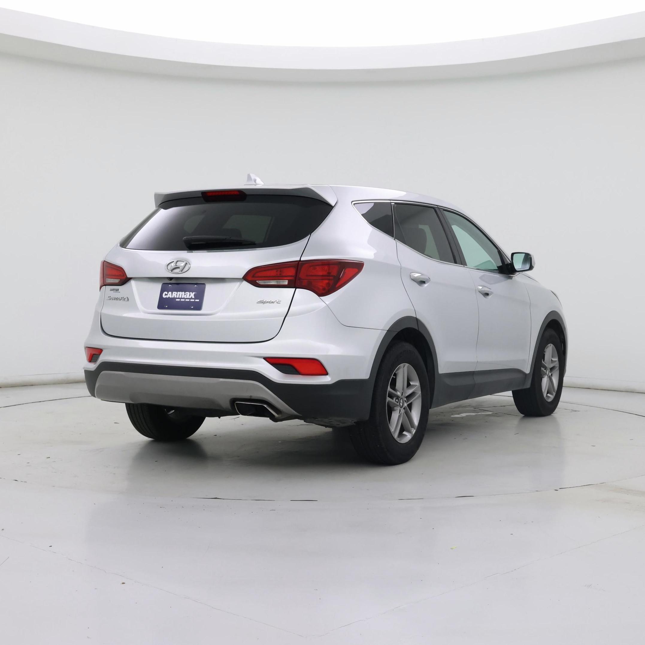 Thumbnail: 2017 Hyundai Santa Fe - 8