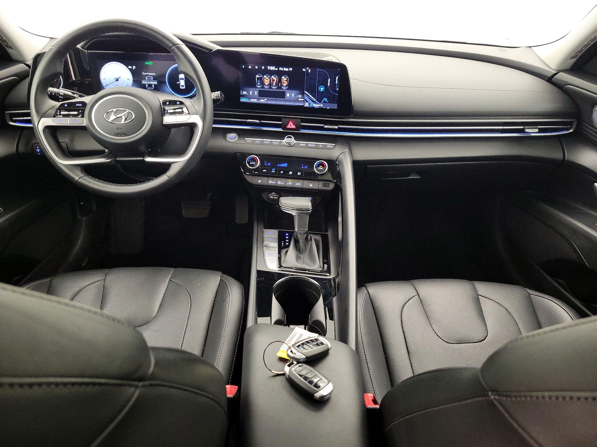 Thumbnail: 2023 Hyundai Elantra - 9