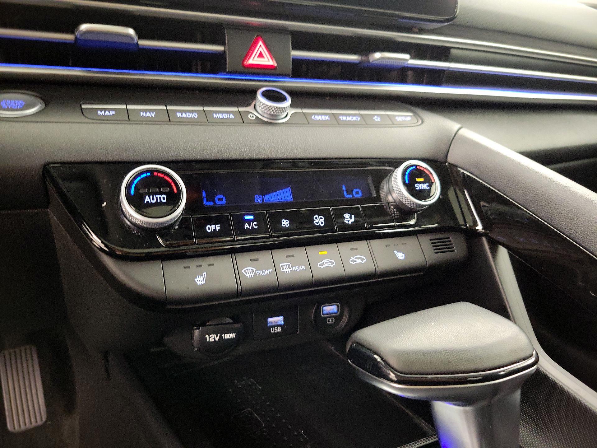 Thumbnail: 2023 Hyundai Elantra - 16