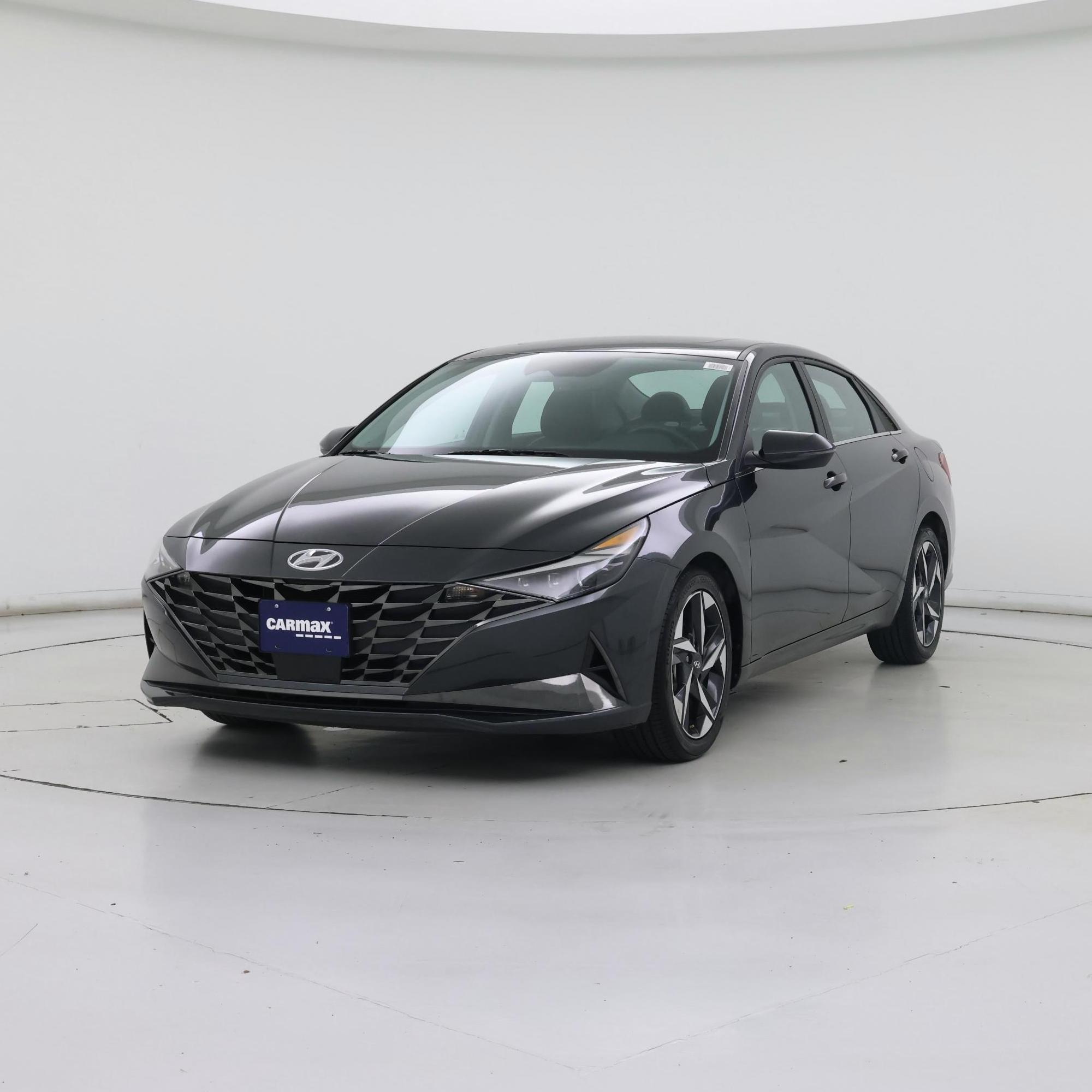 Thumbnail: 2023 Hyundai Elantra - 4