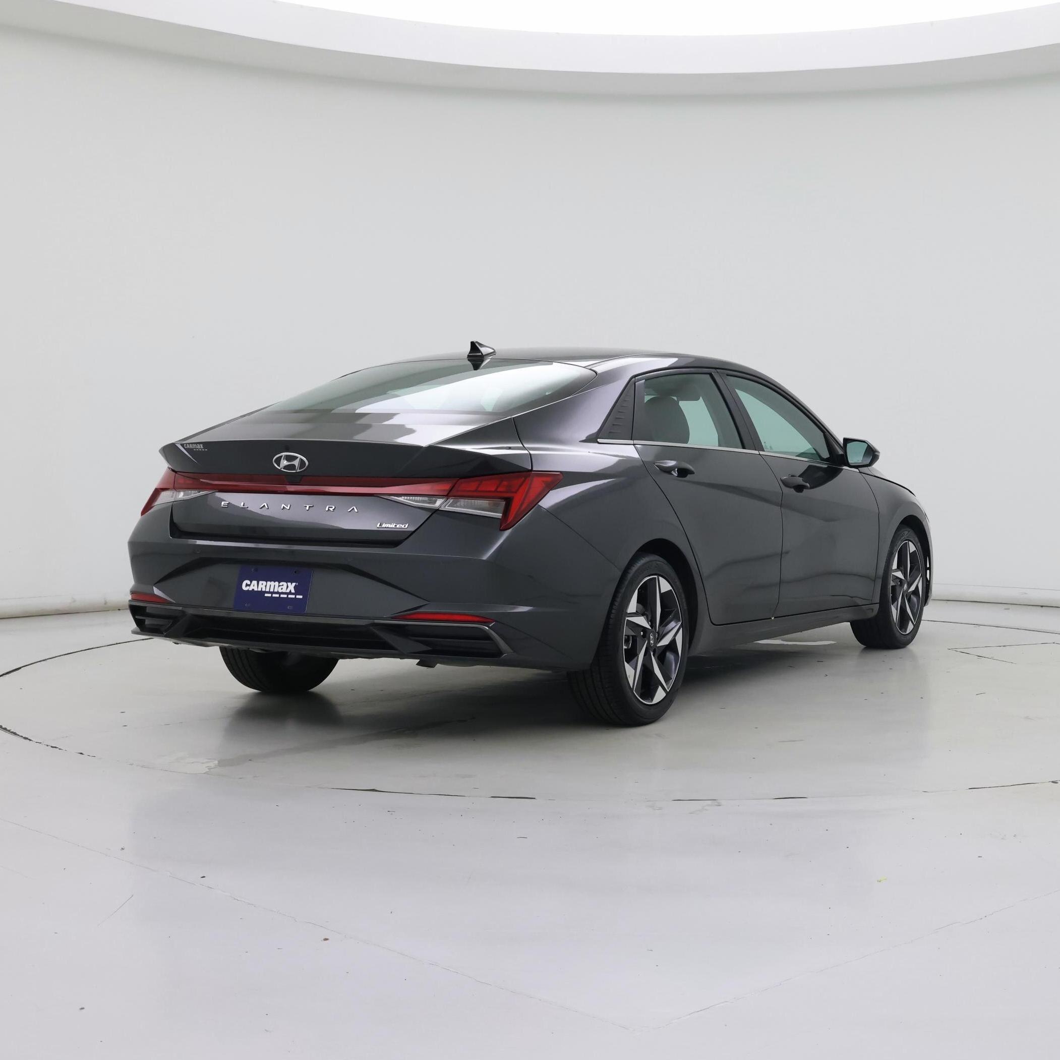 Thumbnail: 2023 Hyundai Elantra - 8
