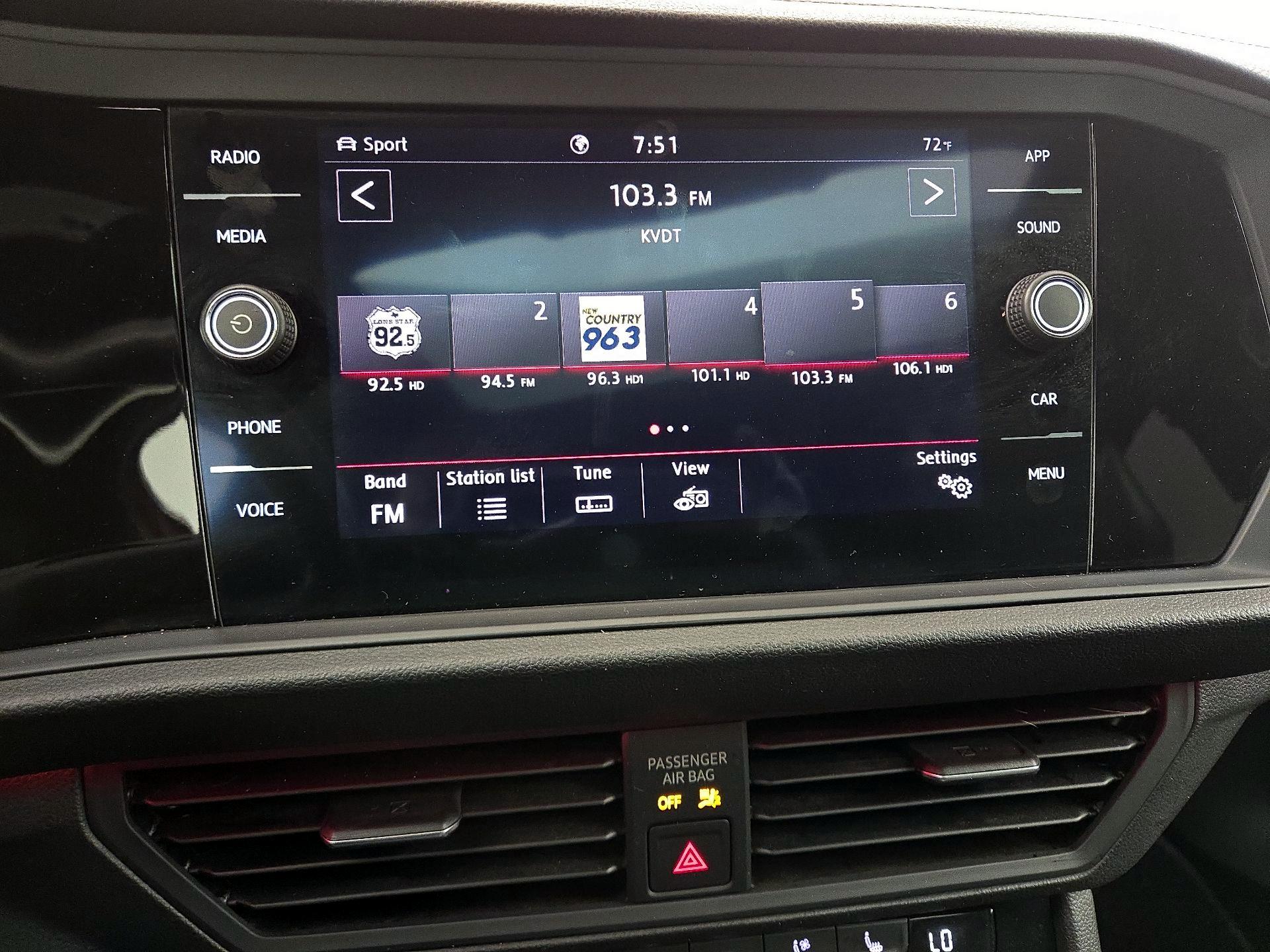 Thumbnail: 2020 Volkswagen Jetta - 15