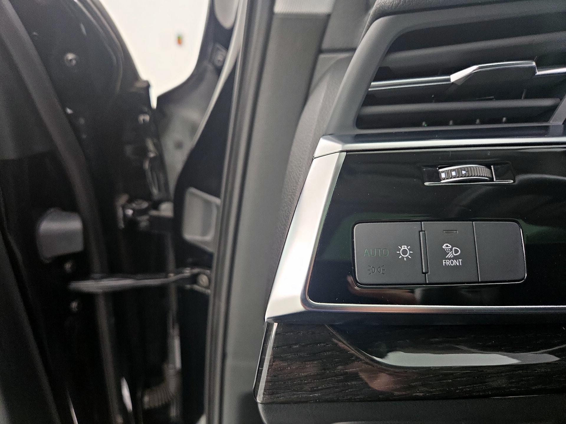 Thumbnail: 2022 Audi Q7 - 13