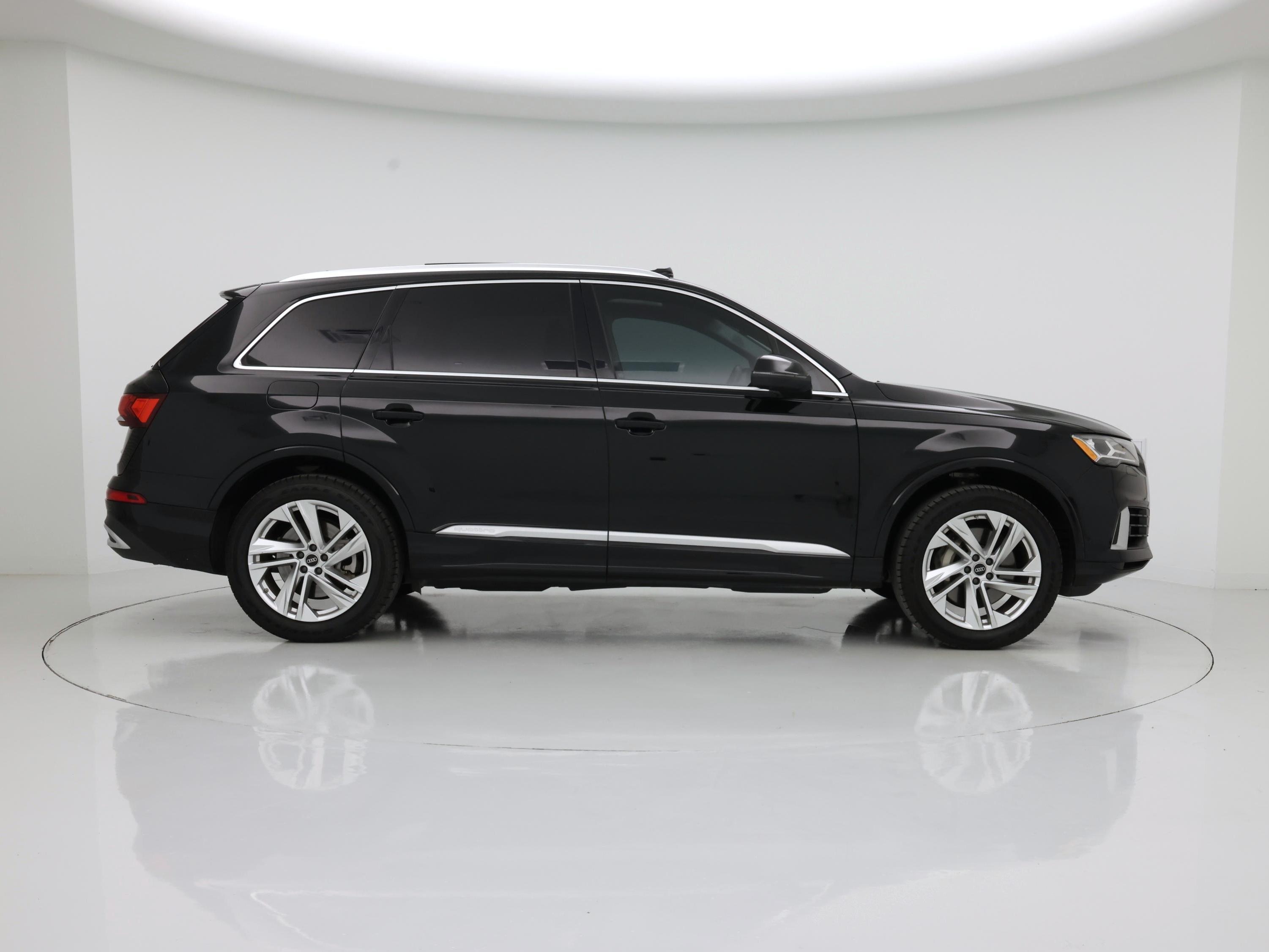 Thumbnail: 2022 Audi Q7 - 7