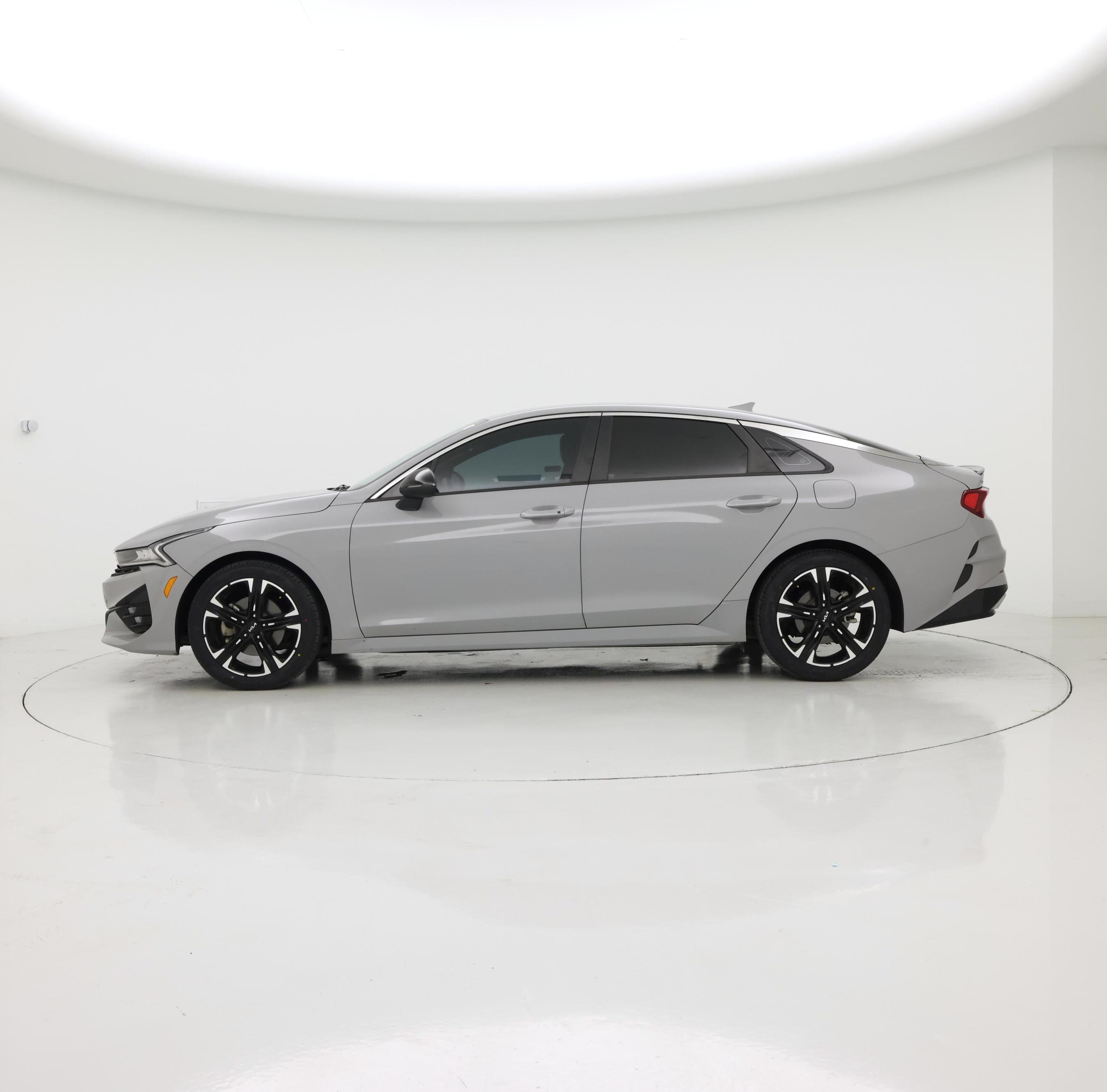 Thumbnail: 2022 Kia K5 - 3