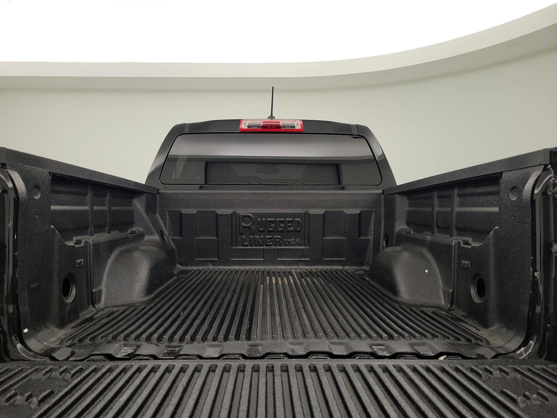 Thumbnail: 2022 Chevrolet Colorado - 19