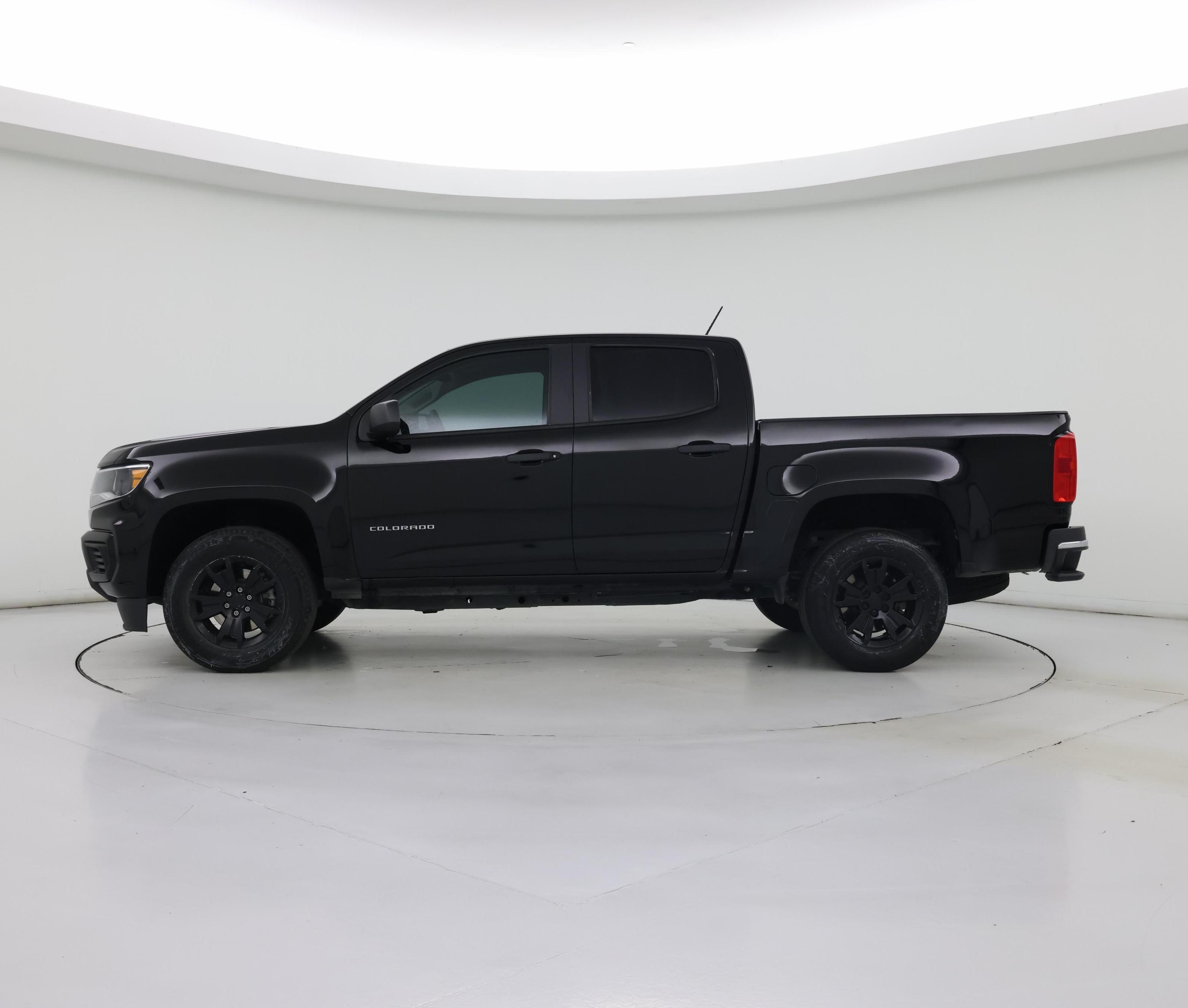 Thumbnail: 2022 Chevrolet Colorado - 3