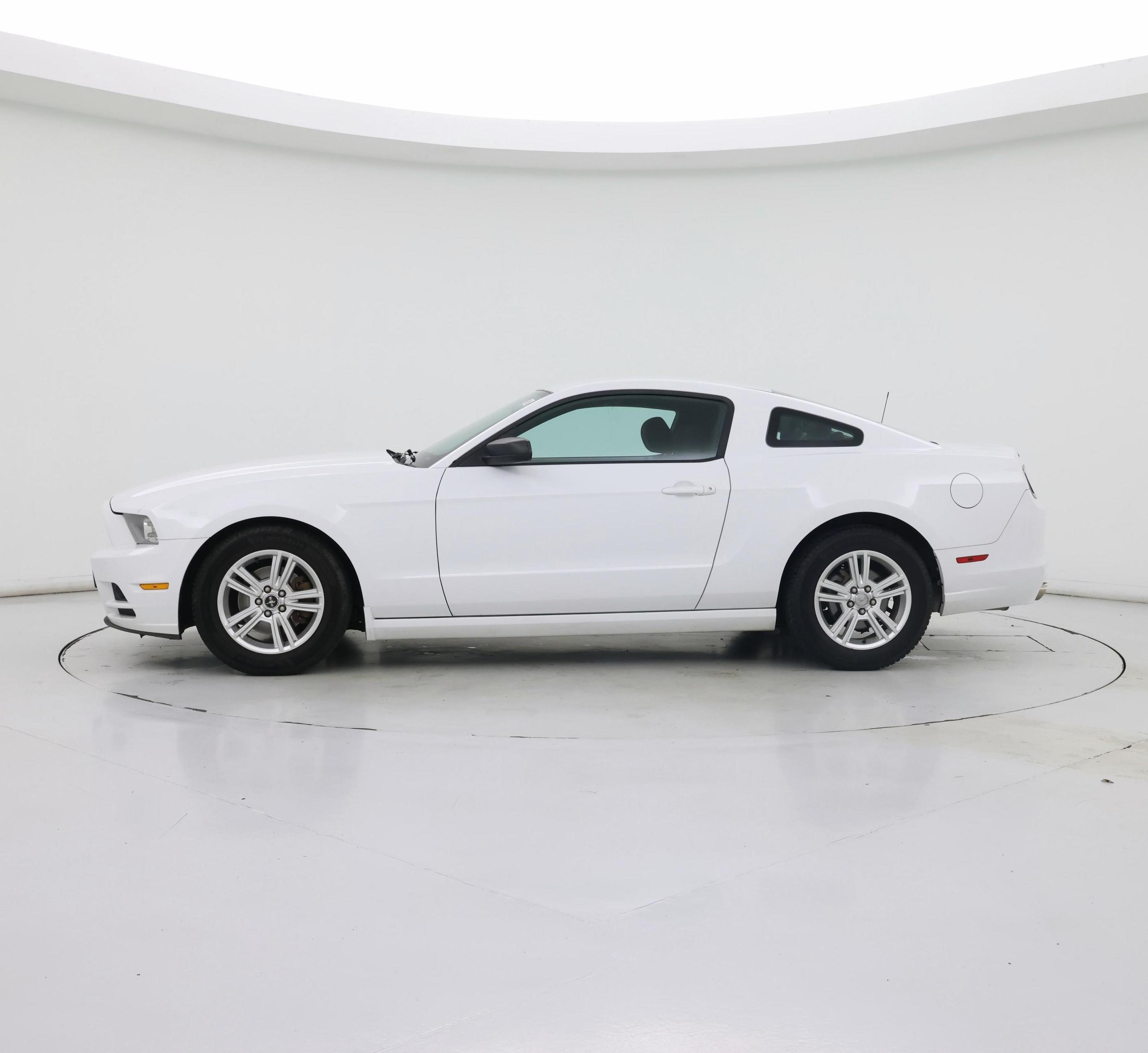 Thumbnail: 2014 Ford Mustang - 3