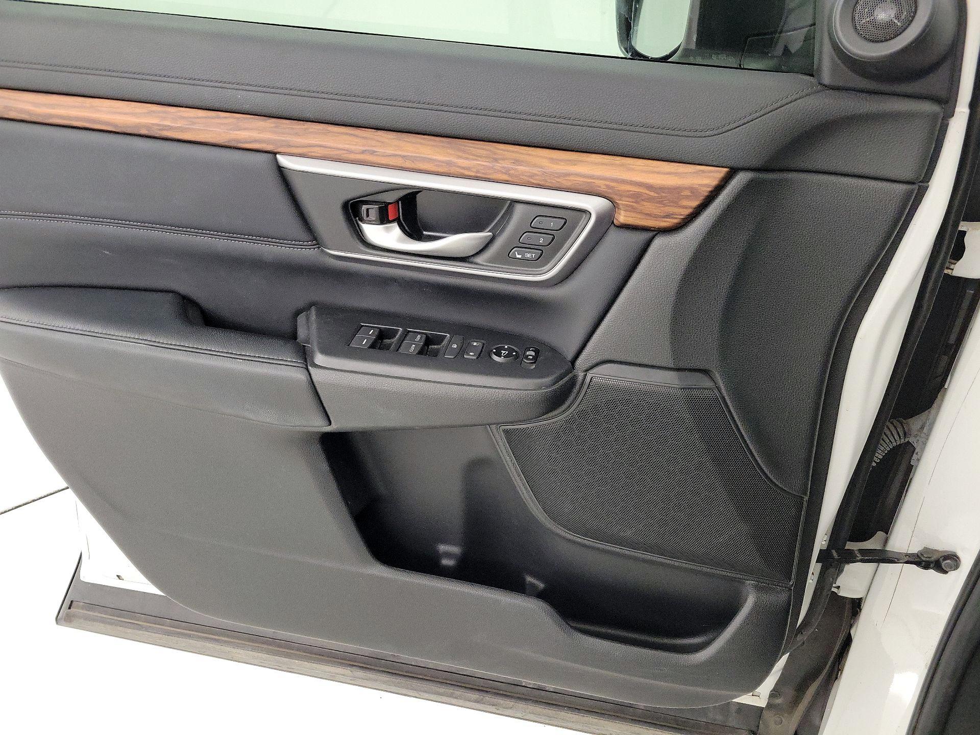 Thumbnail: 2017 Honda CR-V - 12