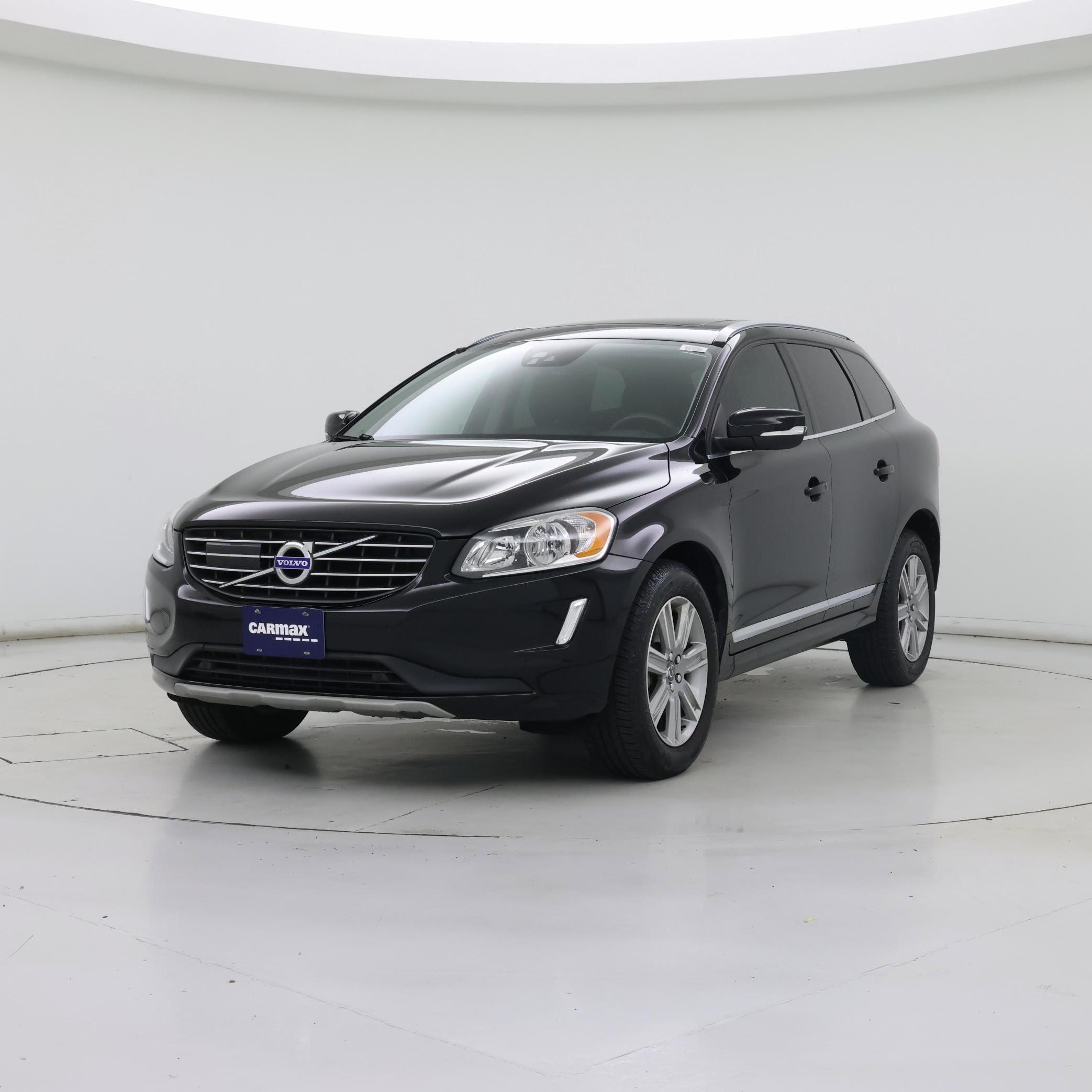 Thumbnail: 2017 Volvo XC60 - 4