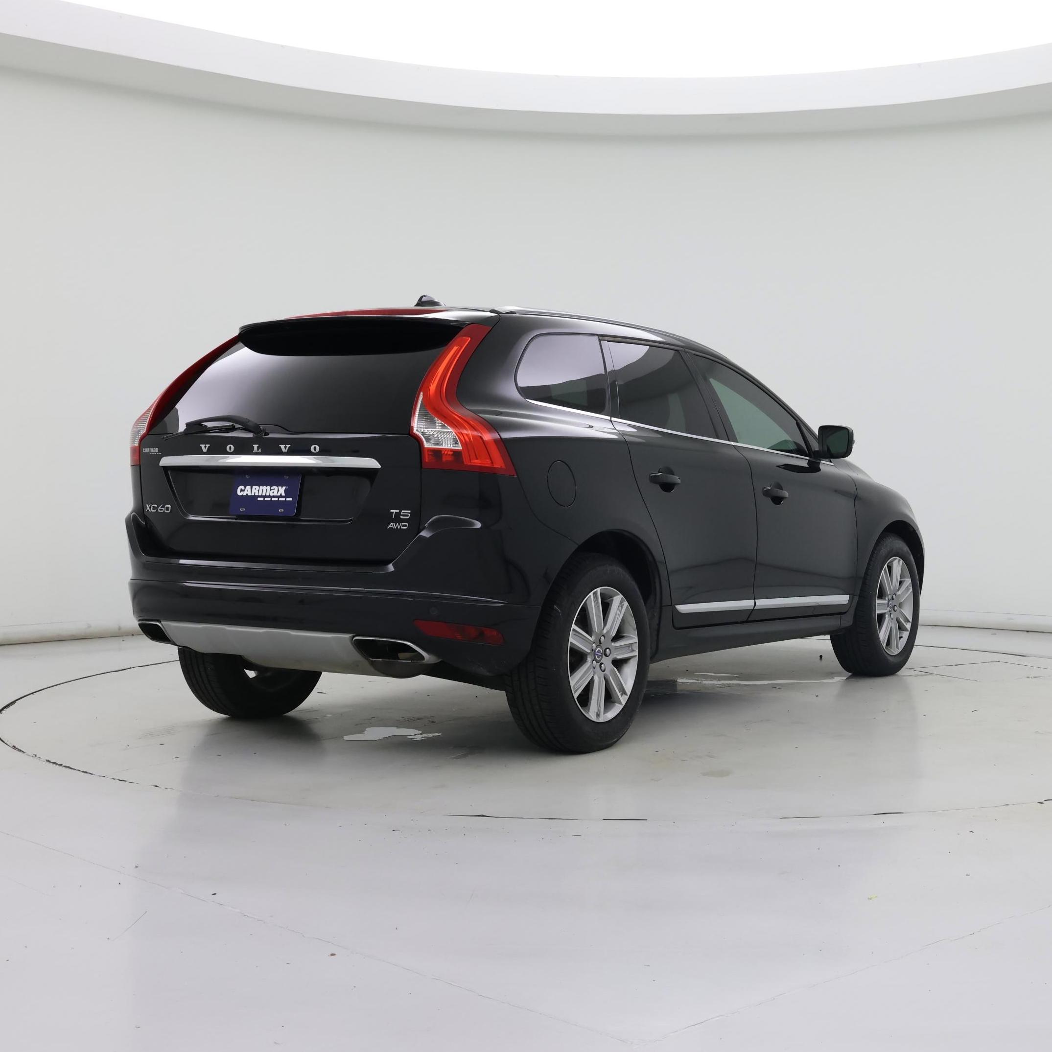 Thumbnail: 2017 Volvo XC60 - 8