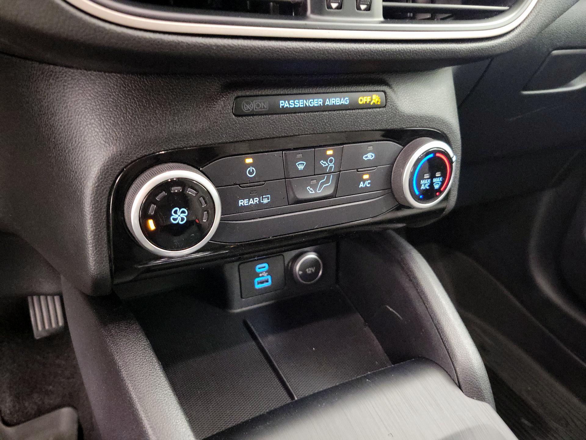 Thumbnail: 2021 Ford Escape - 16