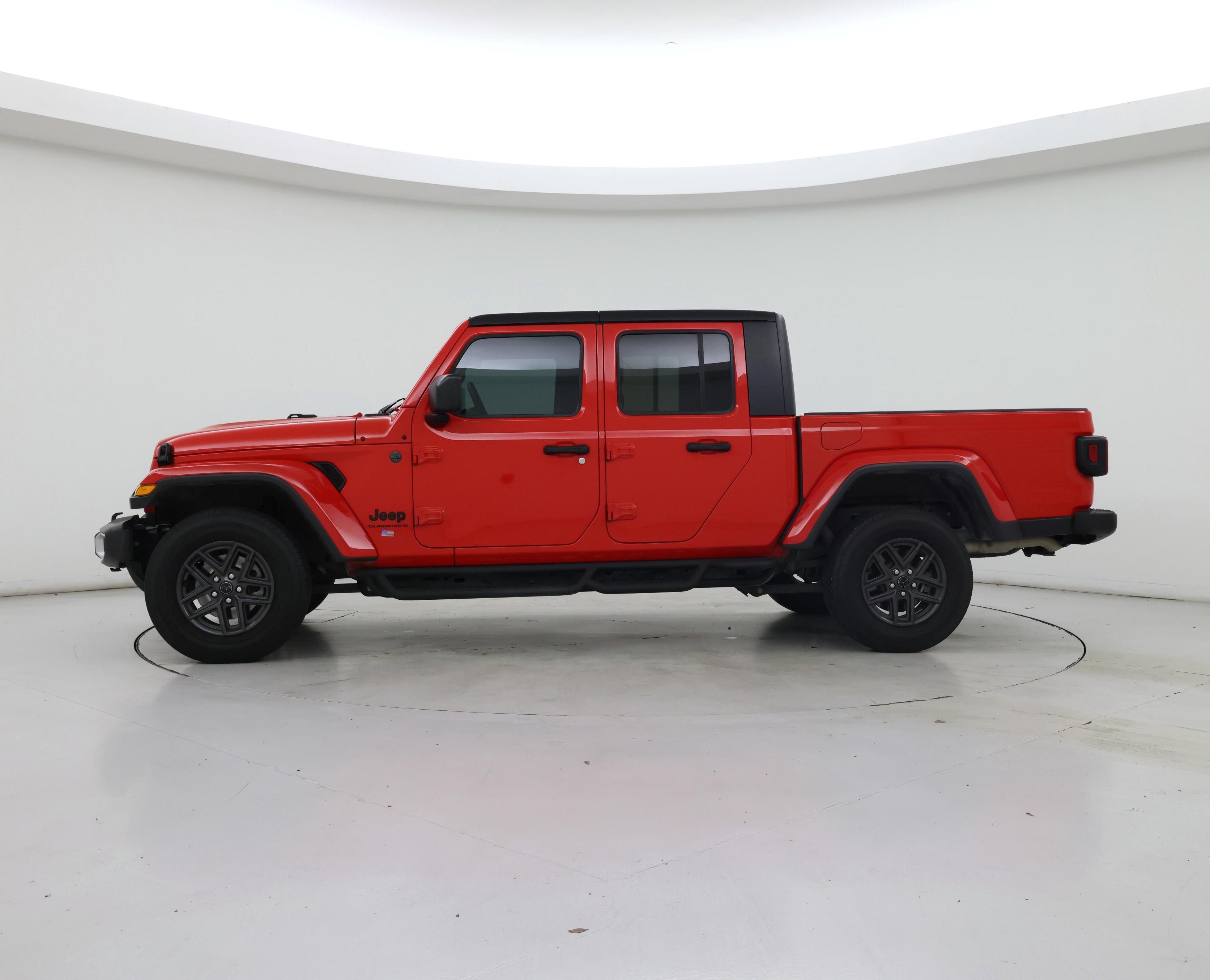 Thumbnail: 2024 Jeep Gladiator - 3
