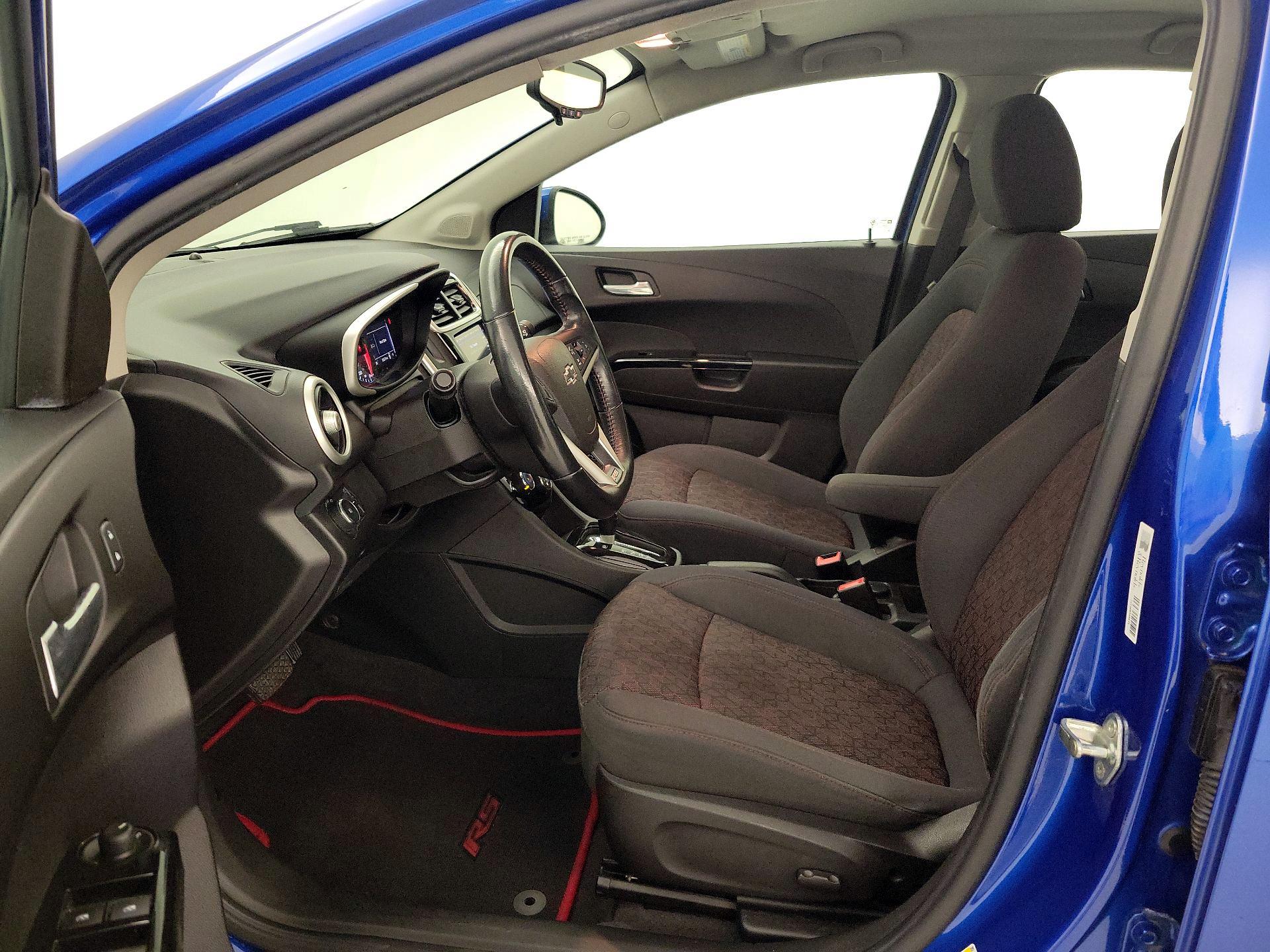 Thumbnail: 2018 Chevrolet Sonic - 11