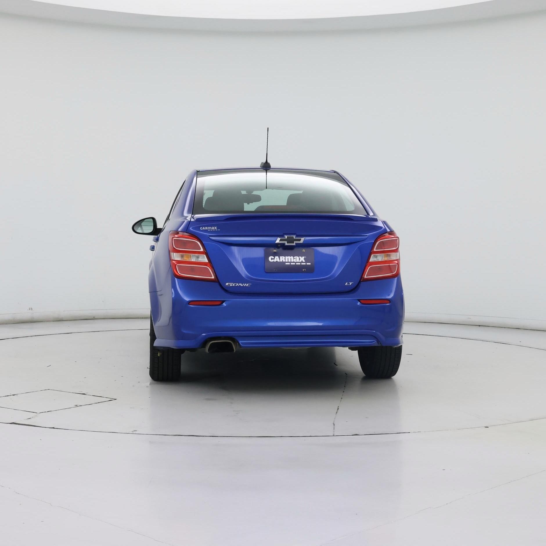 Thumbnail: 2018 Chevrolet Sonic - 6