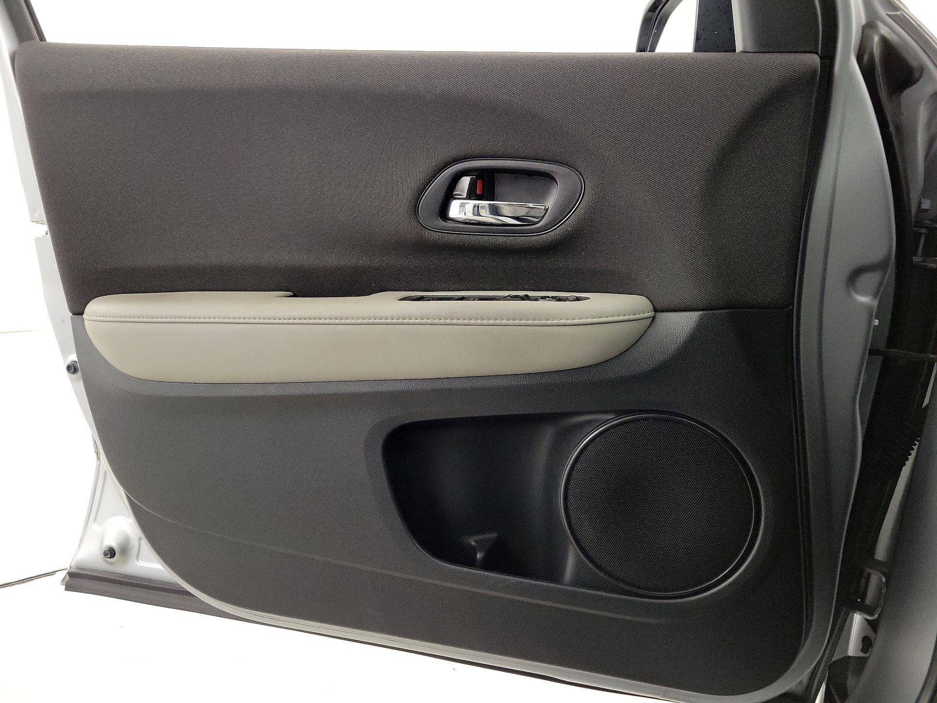 Thumbnail: 2020 Honda HR-V - 12