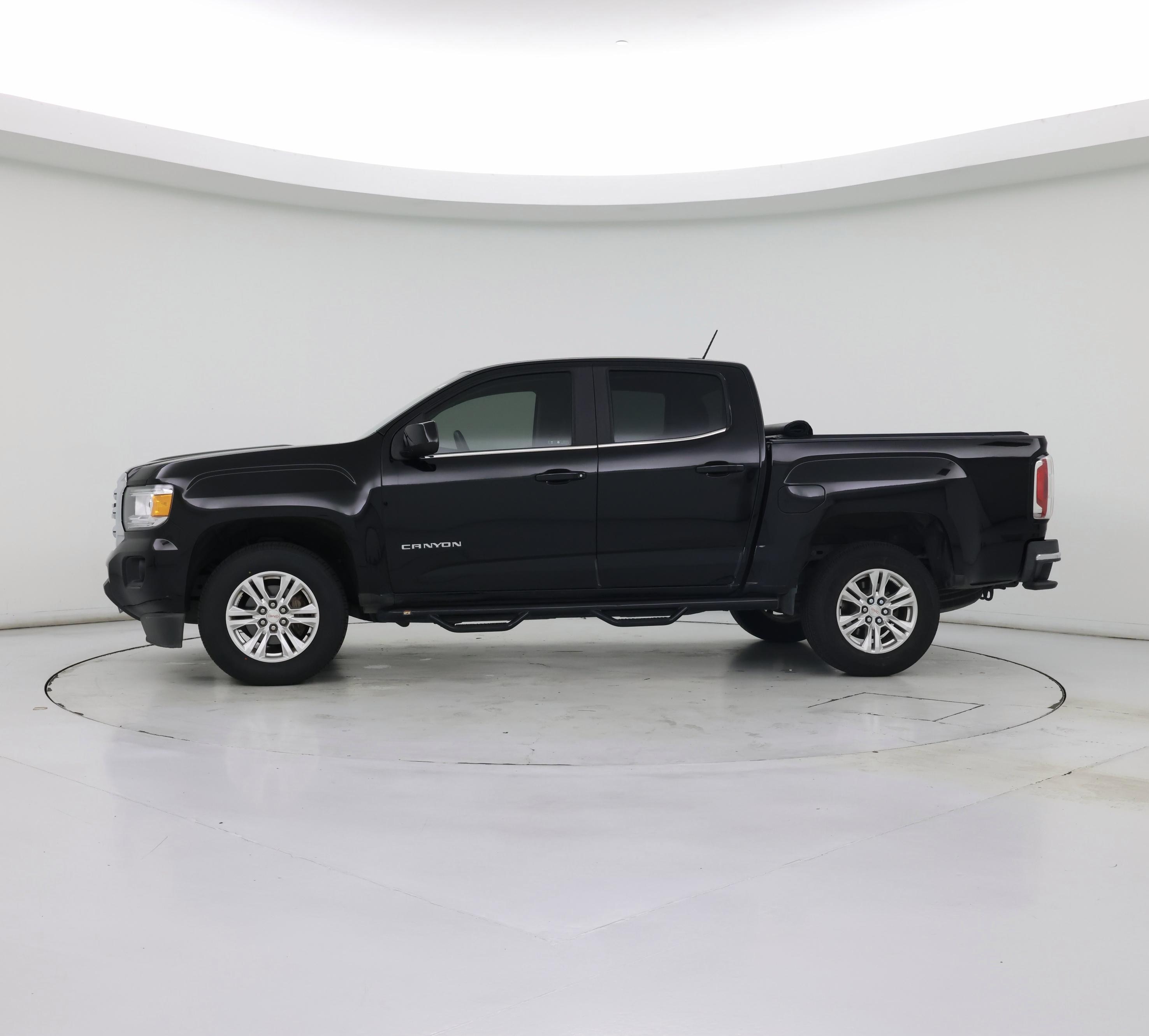 Thumbnail: 2019 GMC Canyon - 3