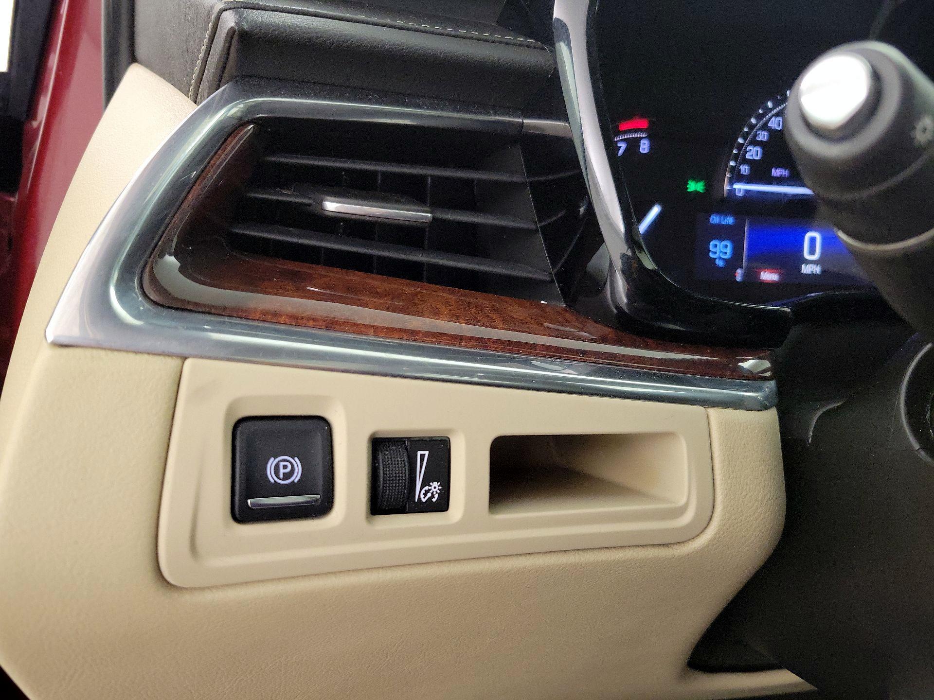 Thumbnail: 2017 Cadillac XT5 - 13