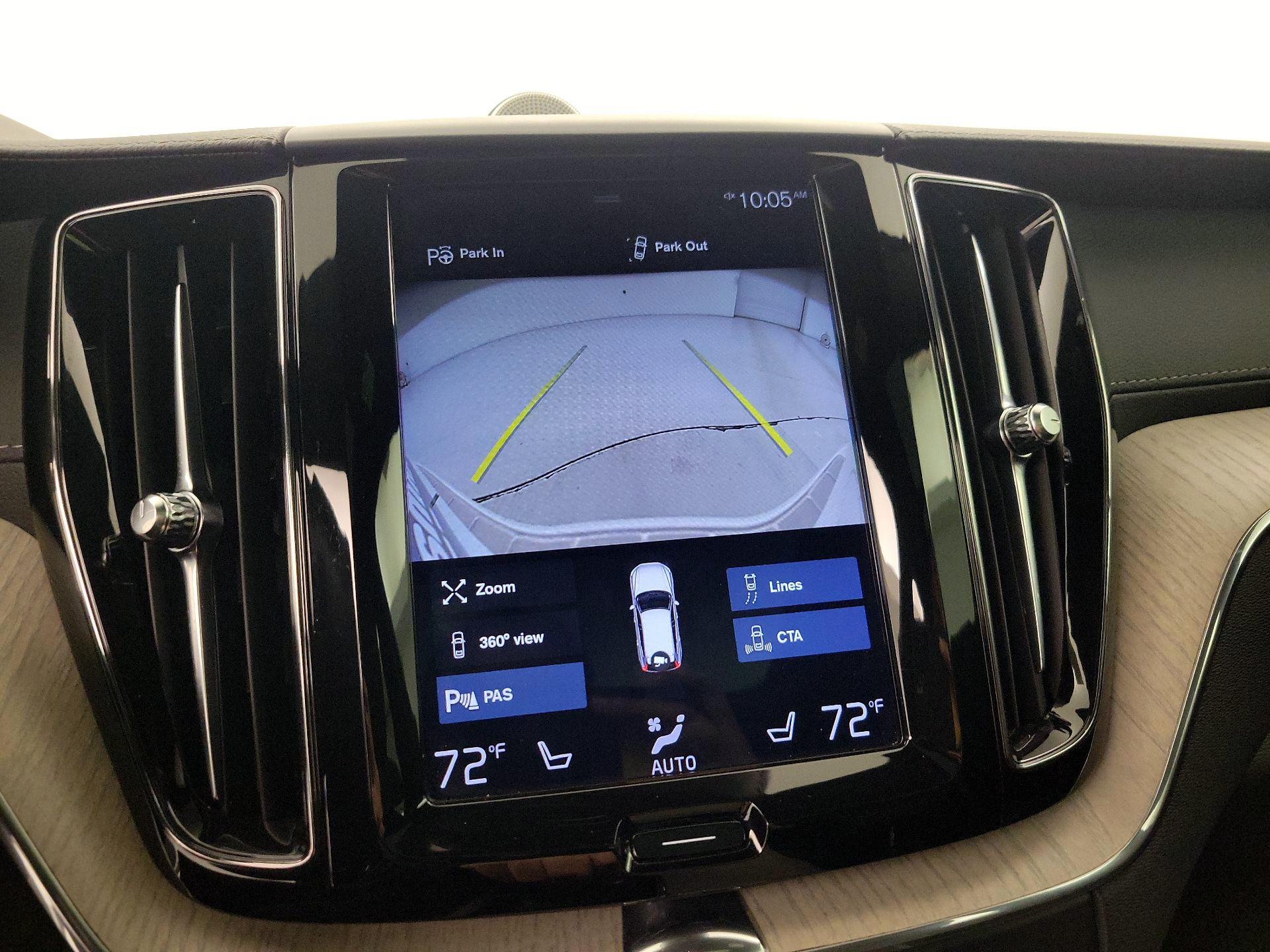 Thumbnail: 2020 Volvo XC60 - 14