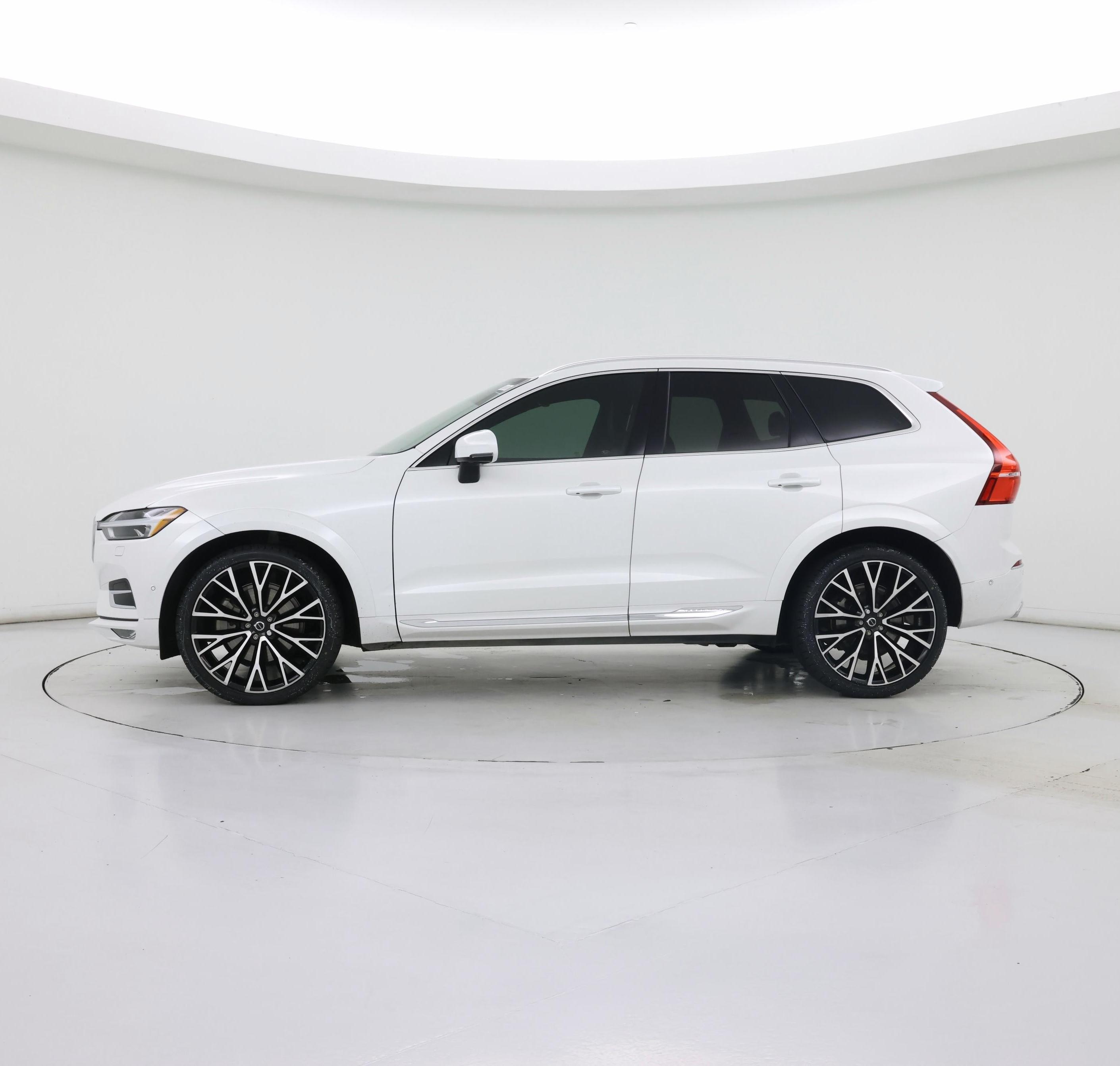 Thumbnail: 2020 Volvo XC60 - 3