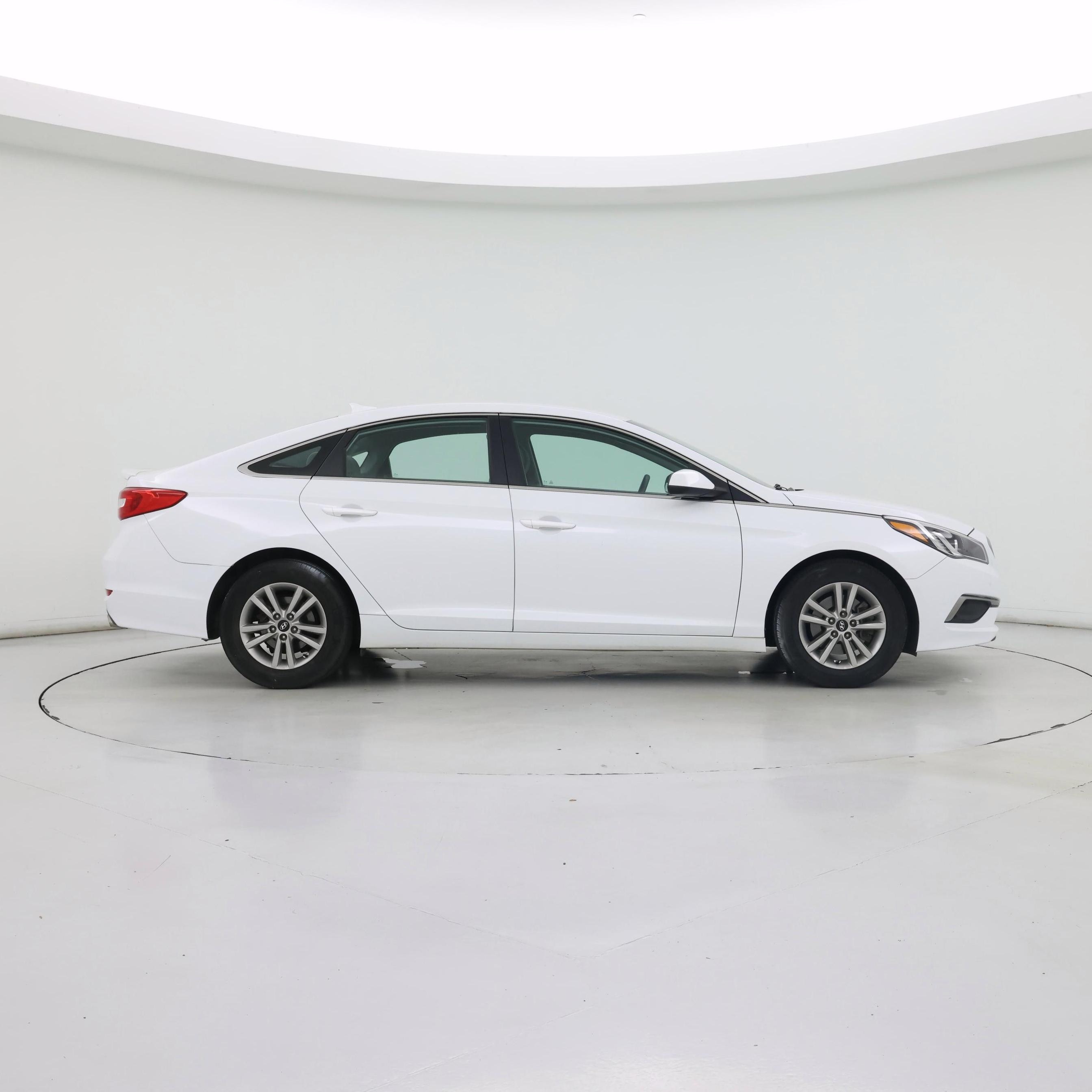 Thumbnail: 2016 Hyundai Sonata - 7