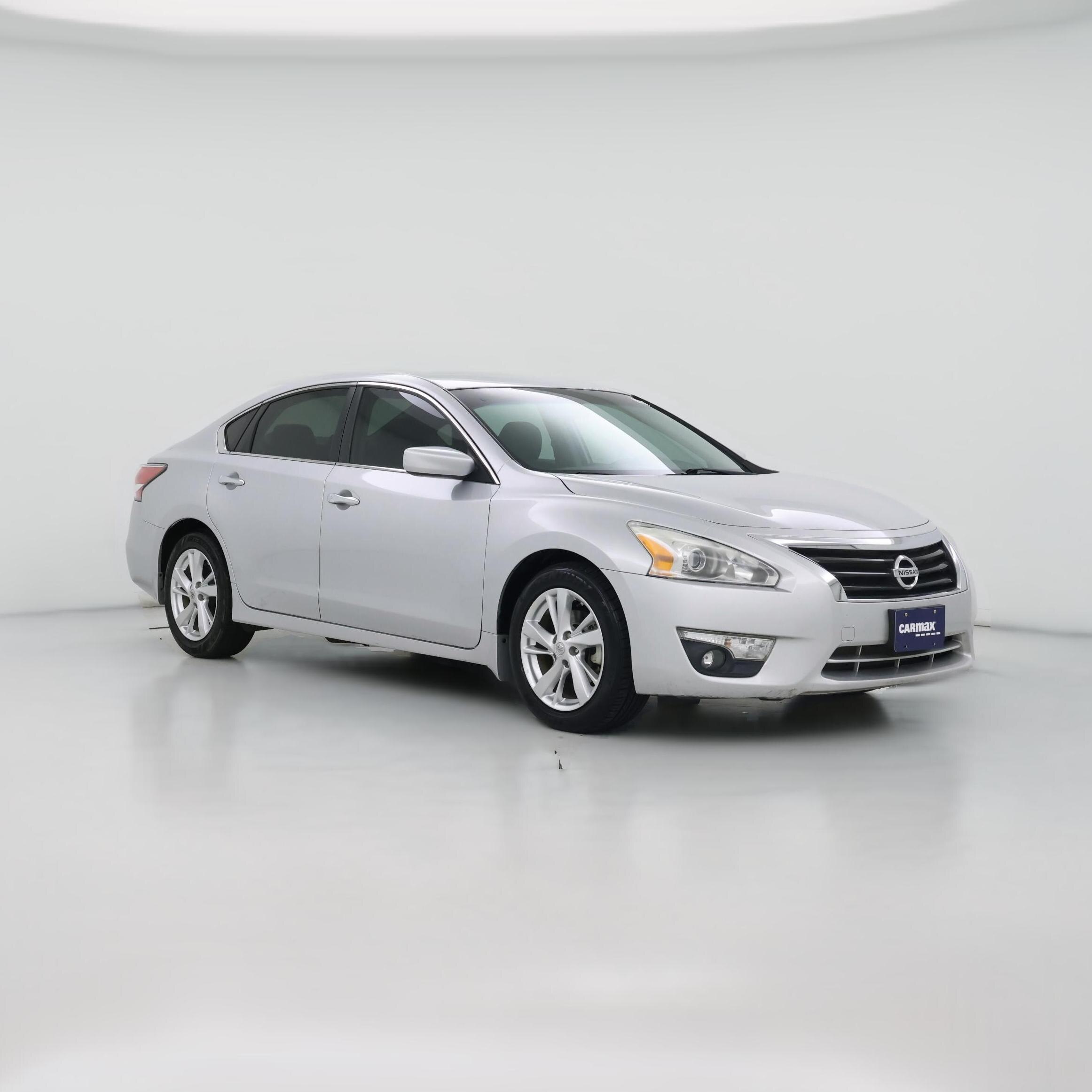 Thumbnail: 2015 Nissan Altima - 1