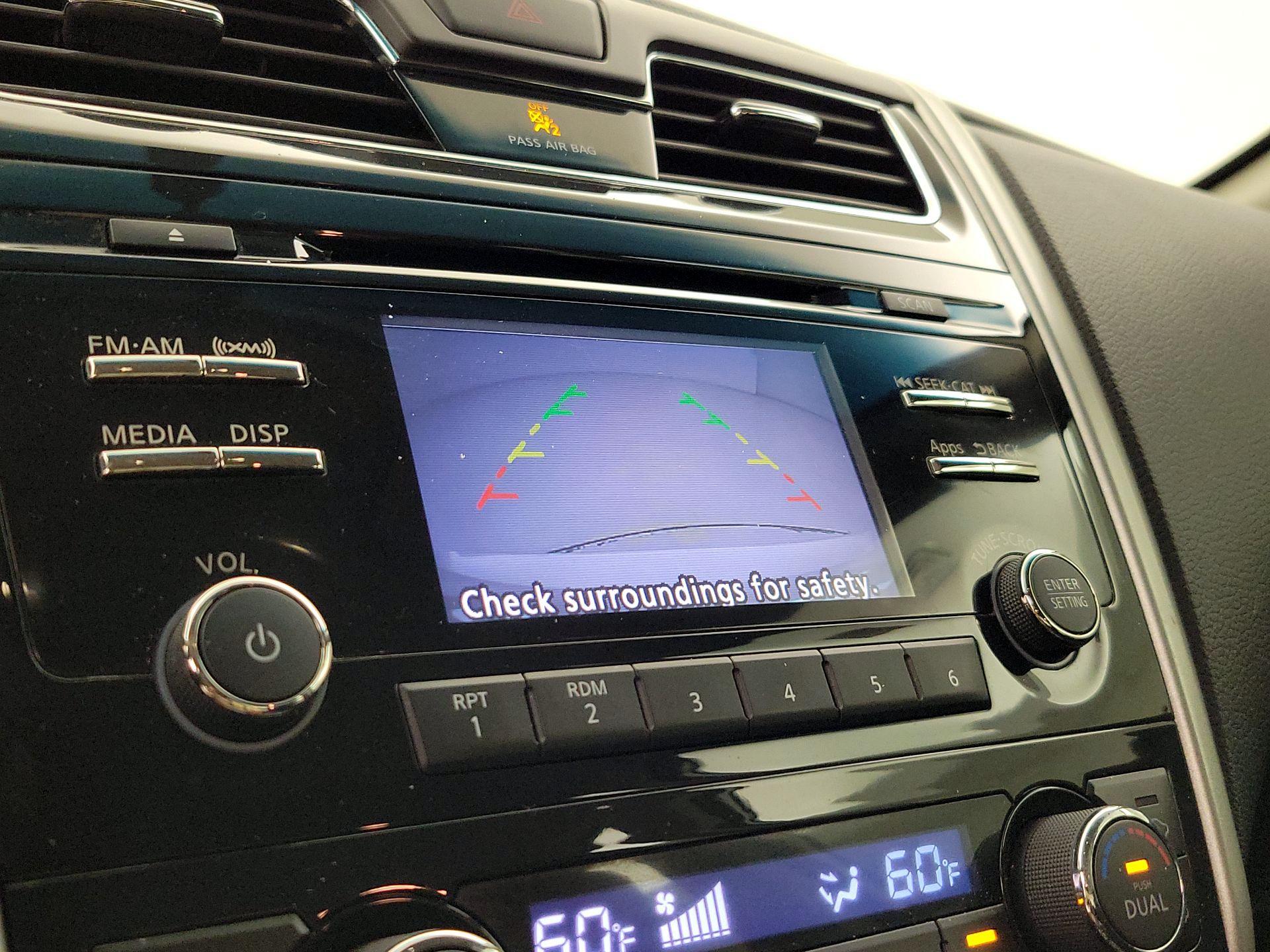 Thumbnail: 2015 Nissan Altima - 14