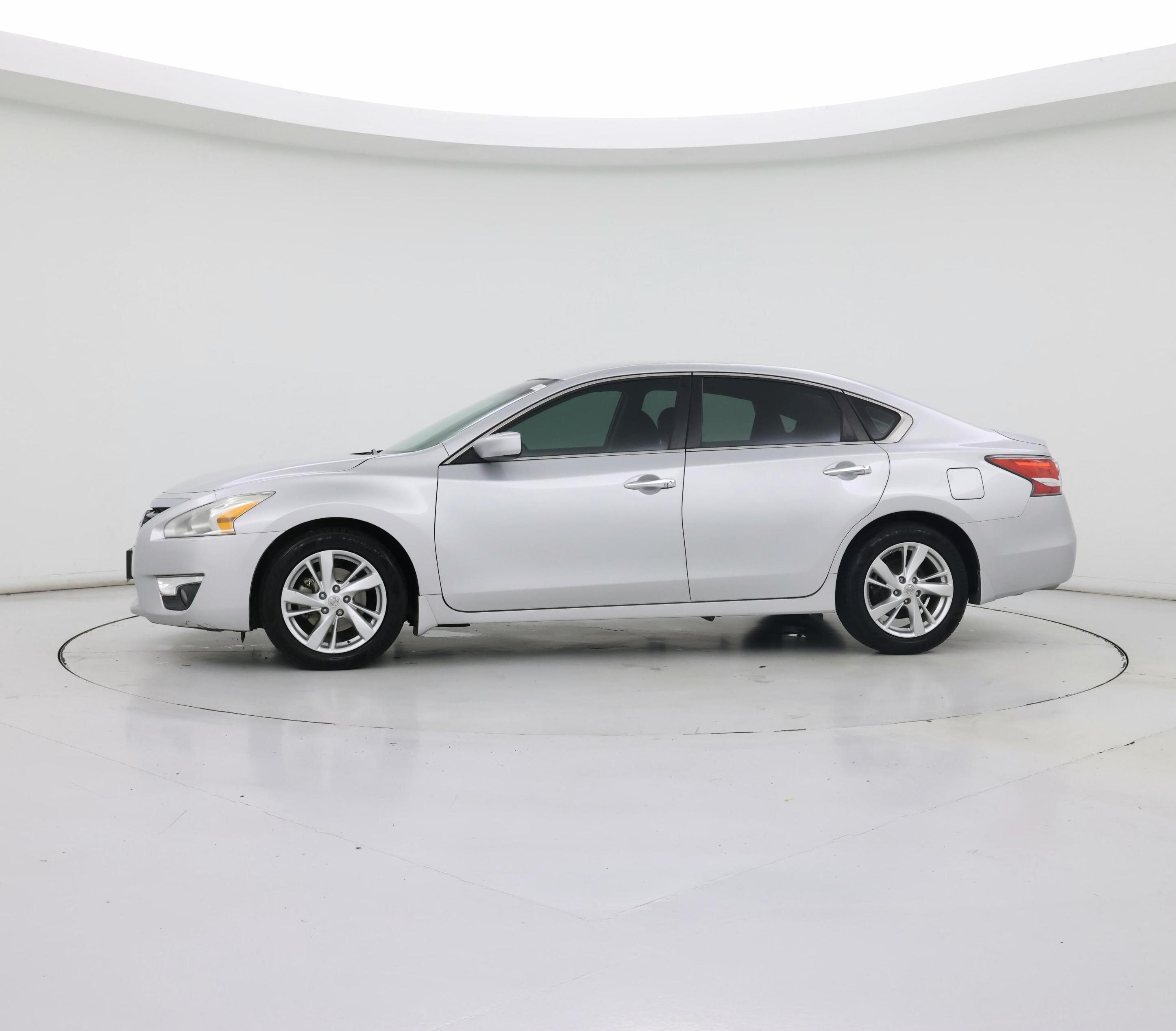 Thumbnail: 2015 Nissan Altima - 3