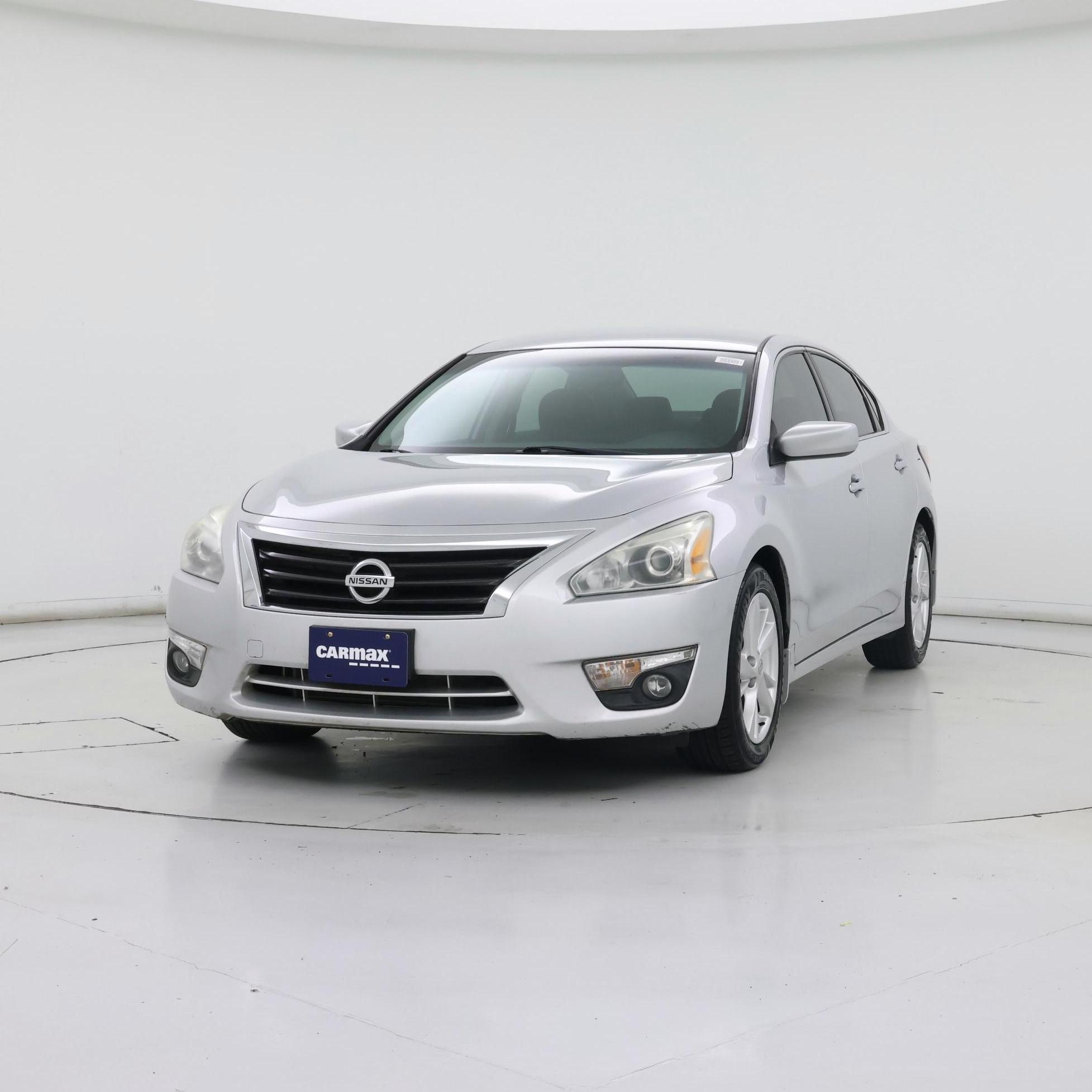 Thumbnail: 2015 Nissan Altima - 4