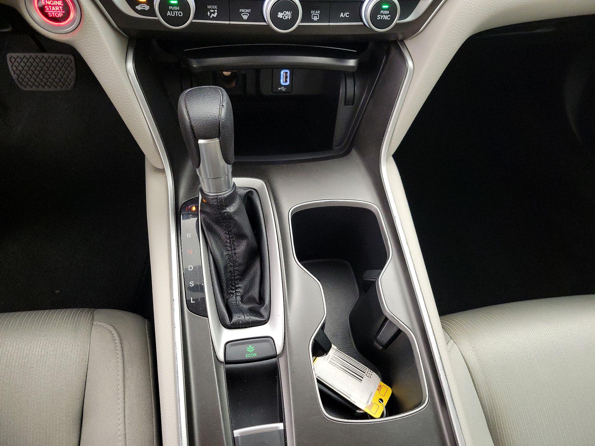 Thumbnail: 2019 Honda Accord - 17